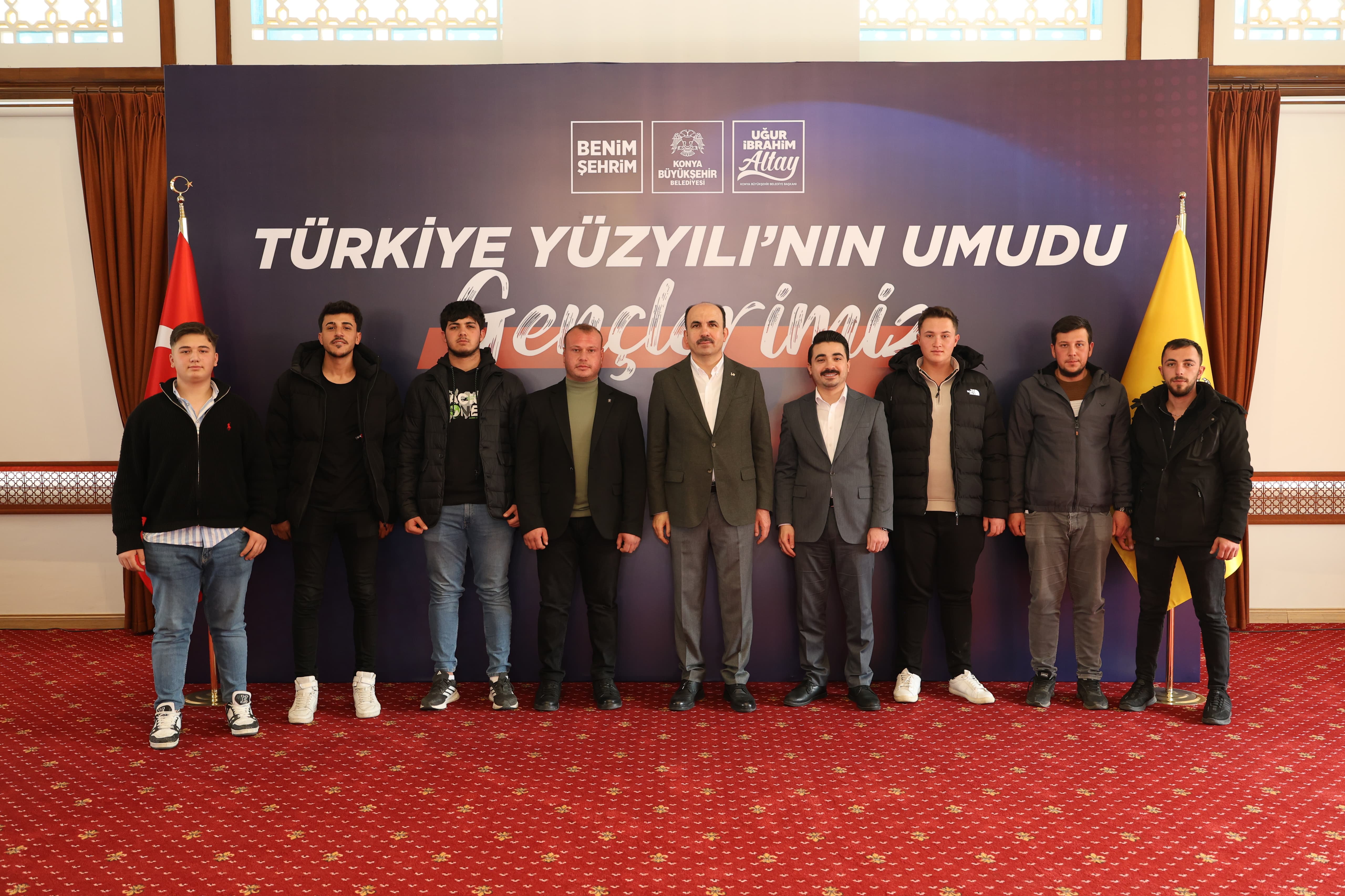 BAŞKAN ALTAY: “HEDEFİMİZ, GENÇLERİMİZİN YAŞAYACAĞI GÜZEL BİR DÜNYA İNŞA ETMEK”