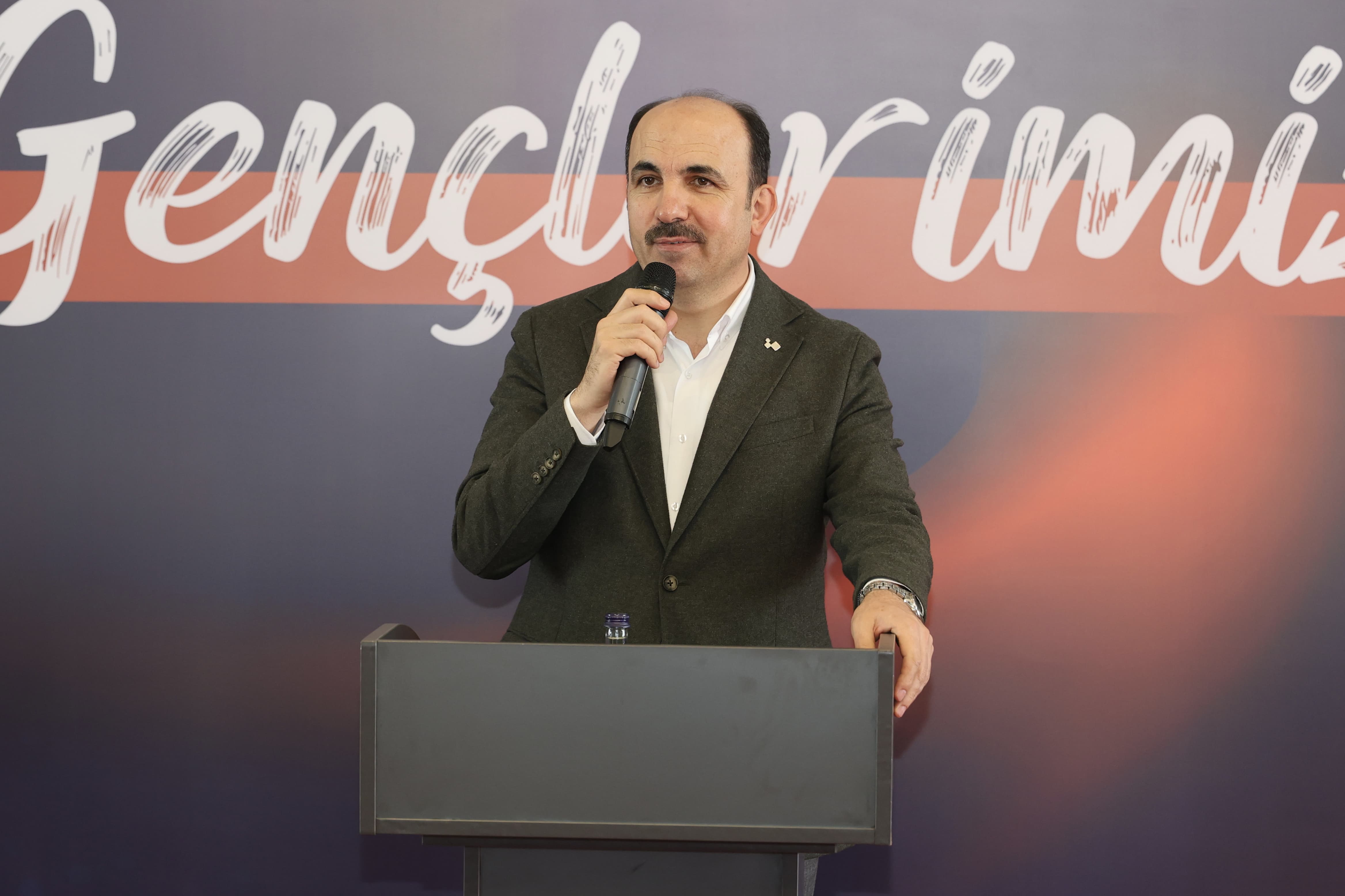 BAŞKAN ALTAY: “HEDEFİMİZ, GENÇLERİMİZİN YAŞAYACAĞI GÜZEL BİR DÜNYA İNŞA ETMEK”