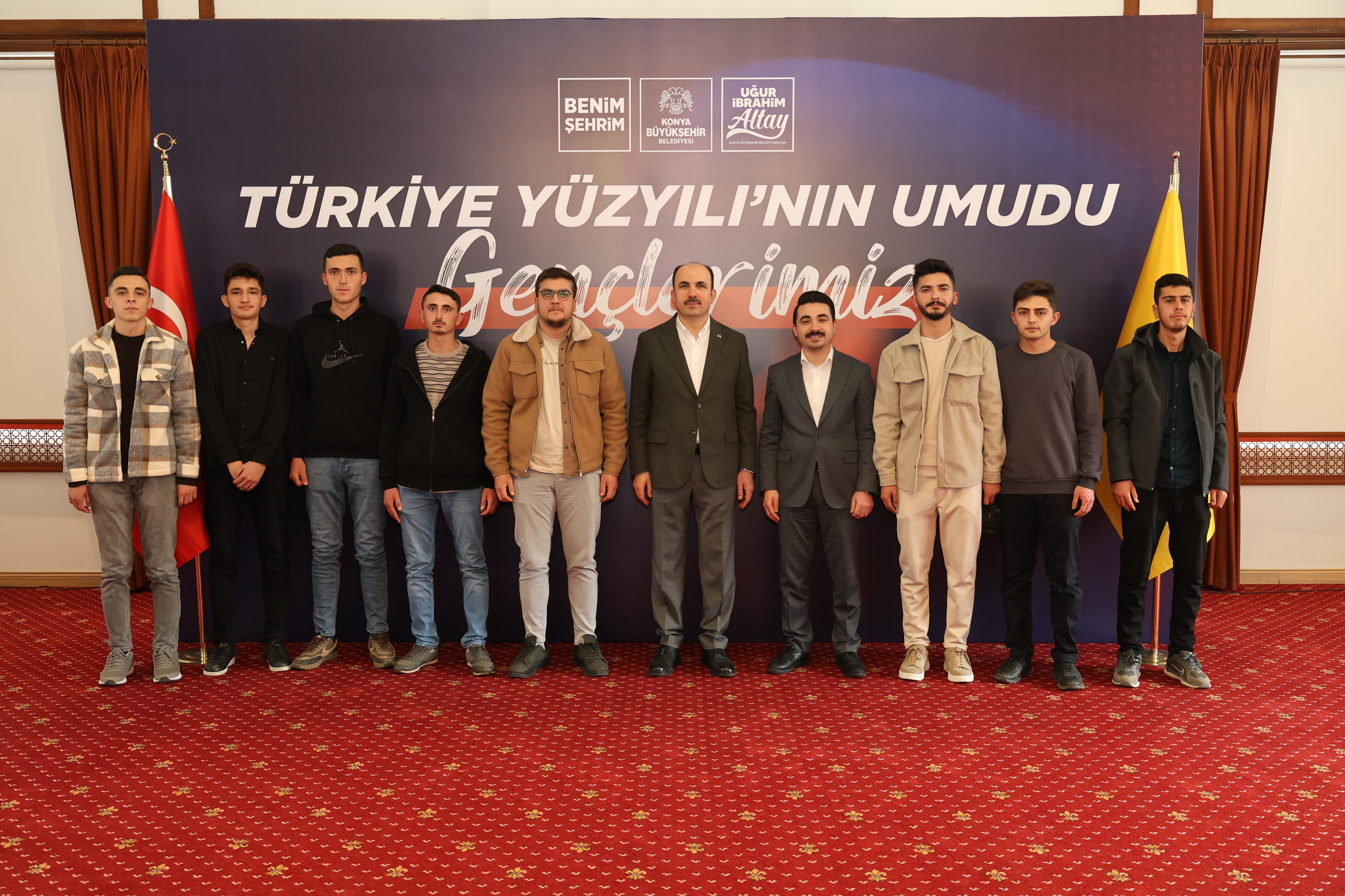 BAŞKAN ALTAY: “HEDEFİMİZ, GENÇLERİMİZİN YAŞAYACAĞI GÜZEL BİR DÜNYA İNŞA ETMEK”