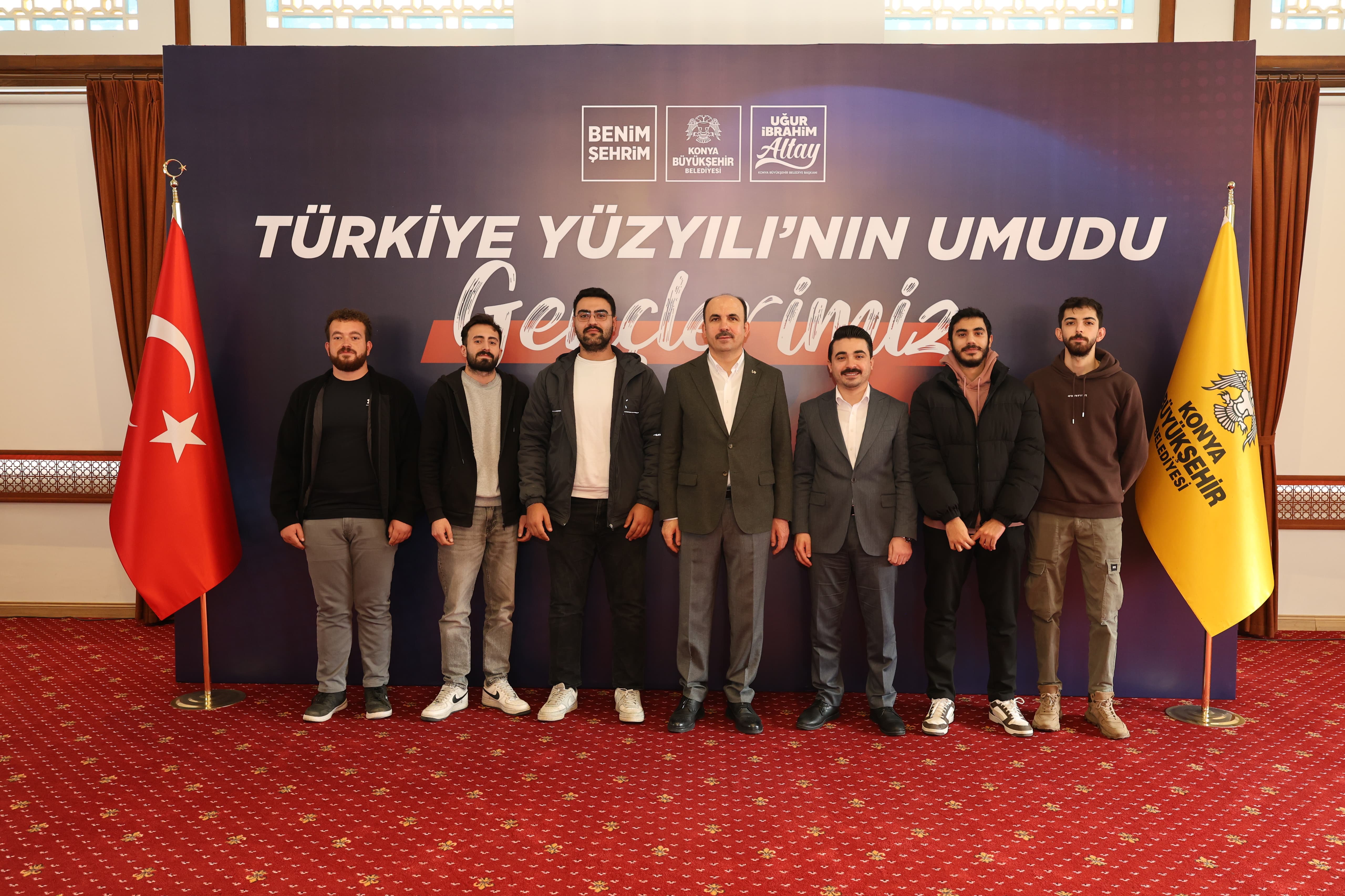 BAŞKAN ALTAY: “HEDEFİMİZ, GENÇLERİMİZİN YAŞAYACAĞI GÜZEL BİR DÜNYA İNŞA ETMEK”