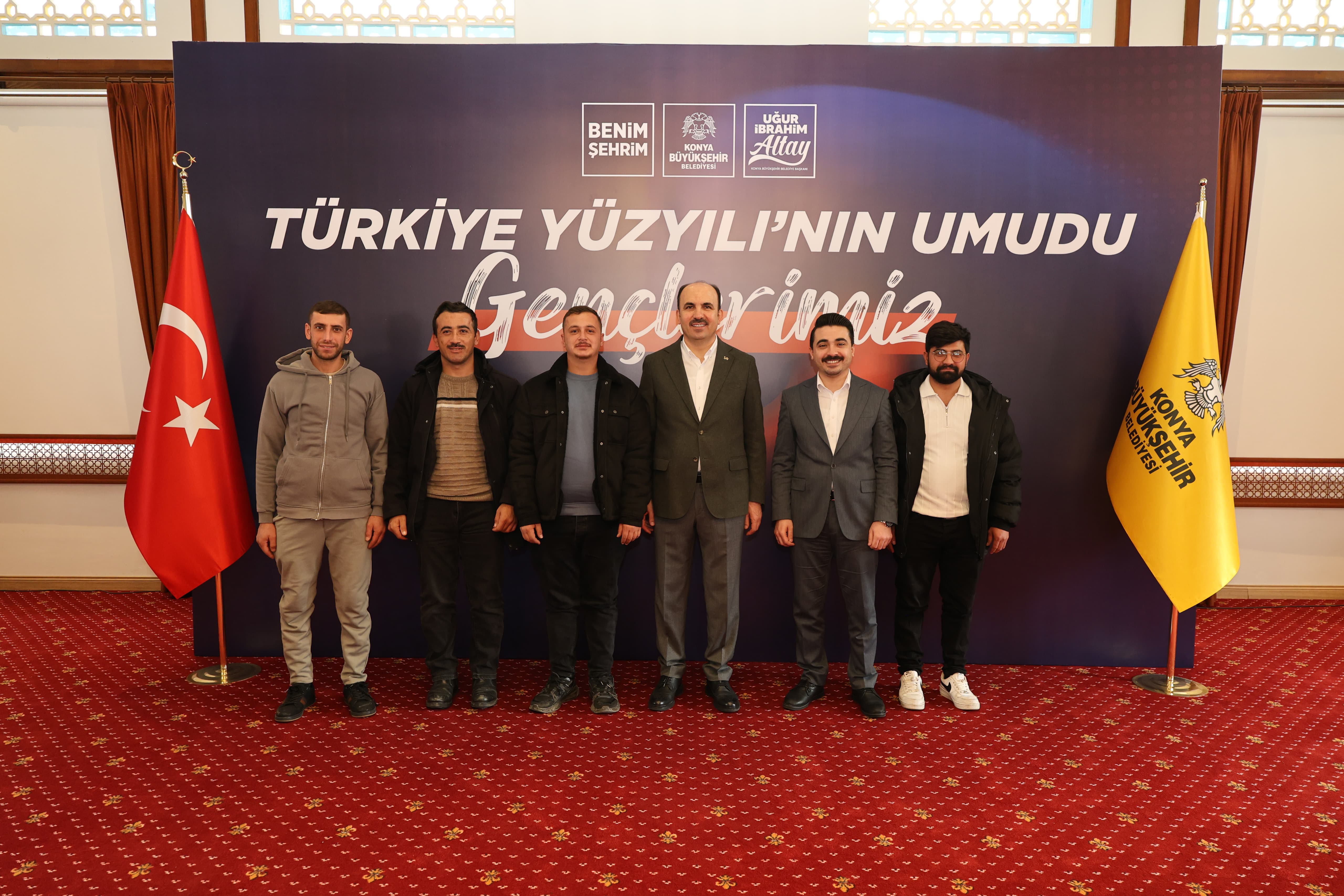 BAŞKAN ALTAY: “HEDEFİMİZ, GENÇLERİMİZİN YAŞAYACAĞI GÜZEL BİR DÜNYA İNŞA ETMEK”