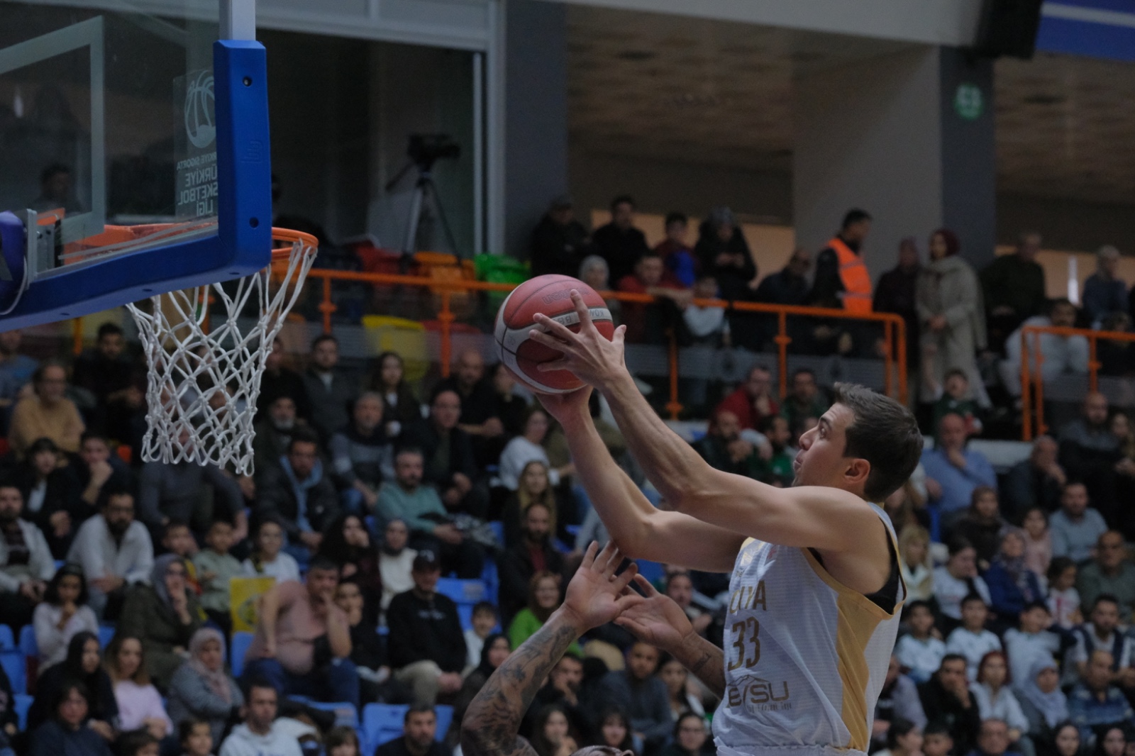 BÜYÜKŞEHİR'DEN MKE ANKARAGÜCÜ KARŞISINDA NET GALİBİYET