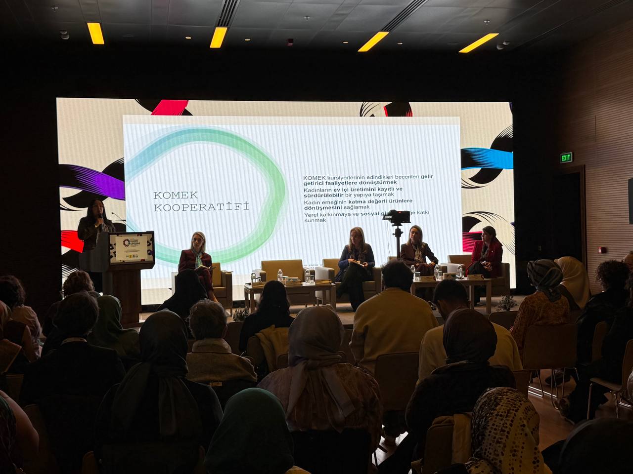 KOMEK’TEN "KADIN KOOPERATİFLERİ ÇALIŞTAYI”