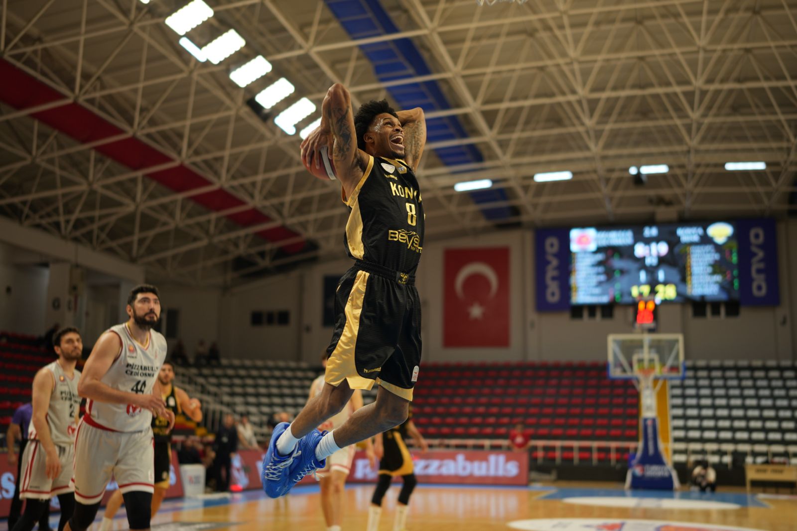 BÜYÜKŞEHİR İSTANBUL’DAN KAYIPSIZ DÖNDÜ