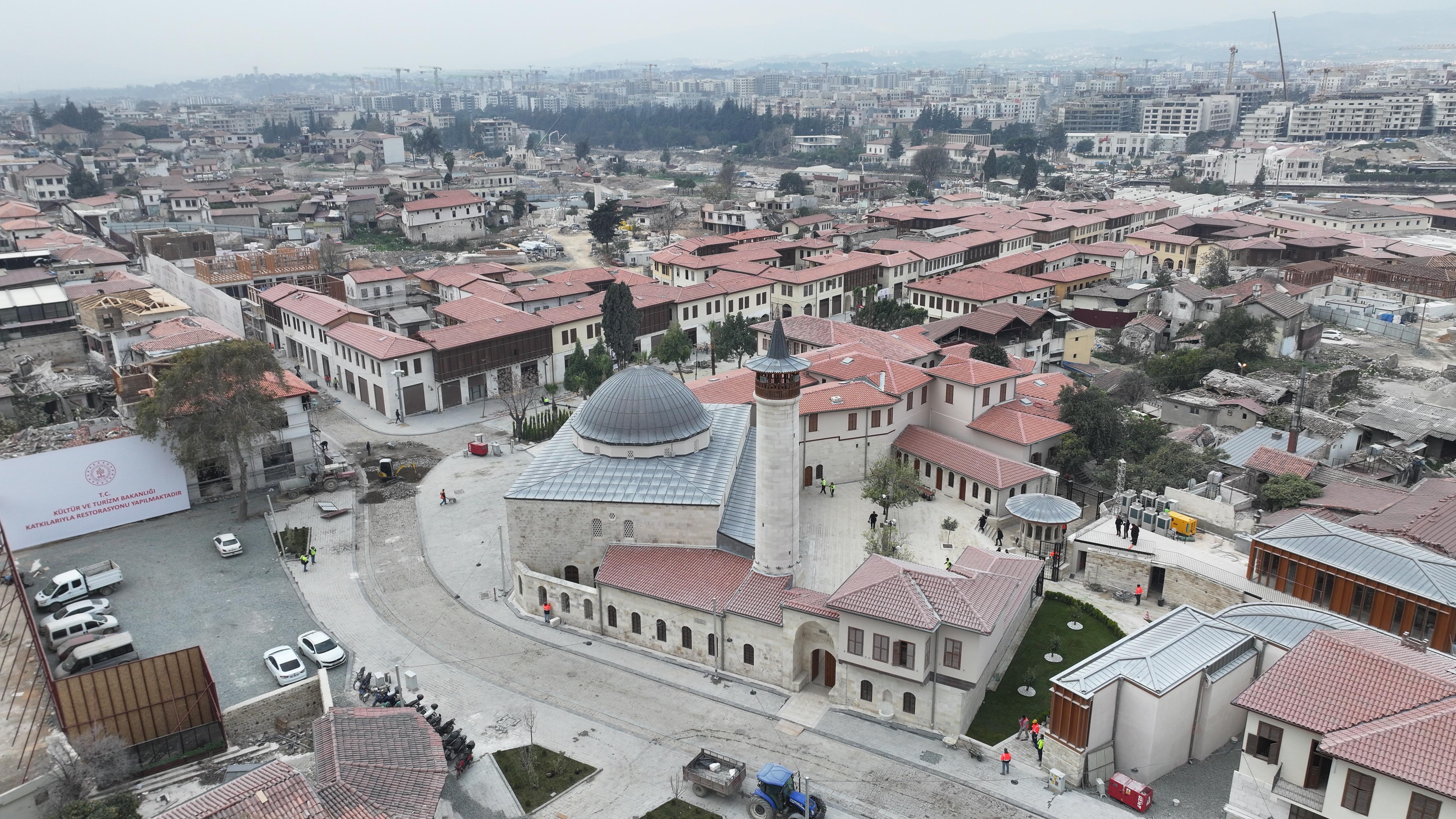 BAŞKAN ALTAY: “TARİHİN TOZLU SAYFALARINI KİM AÇARSA KONYA’NIN HATAY’DA YAPTIKLARINI VE HABİB-İ NECCAR CAMİİ’NİN RESTORASYONUNU GÖRECEK”