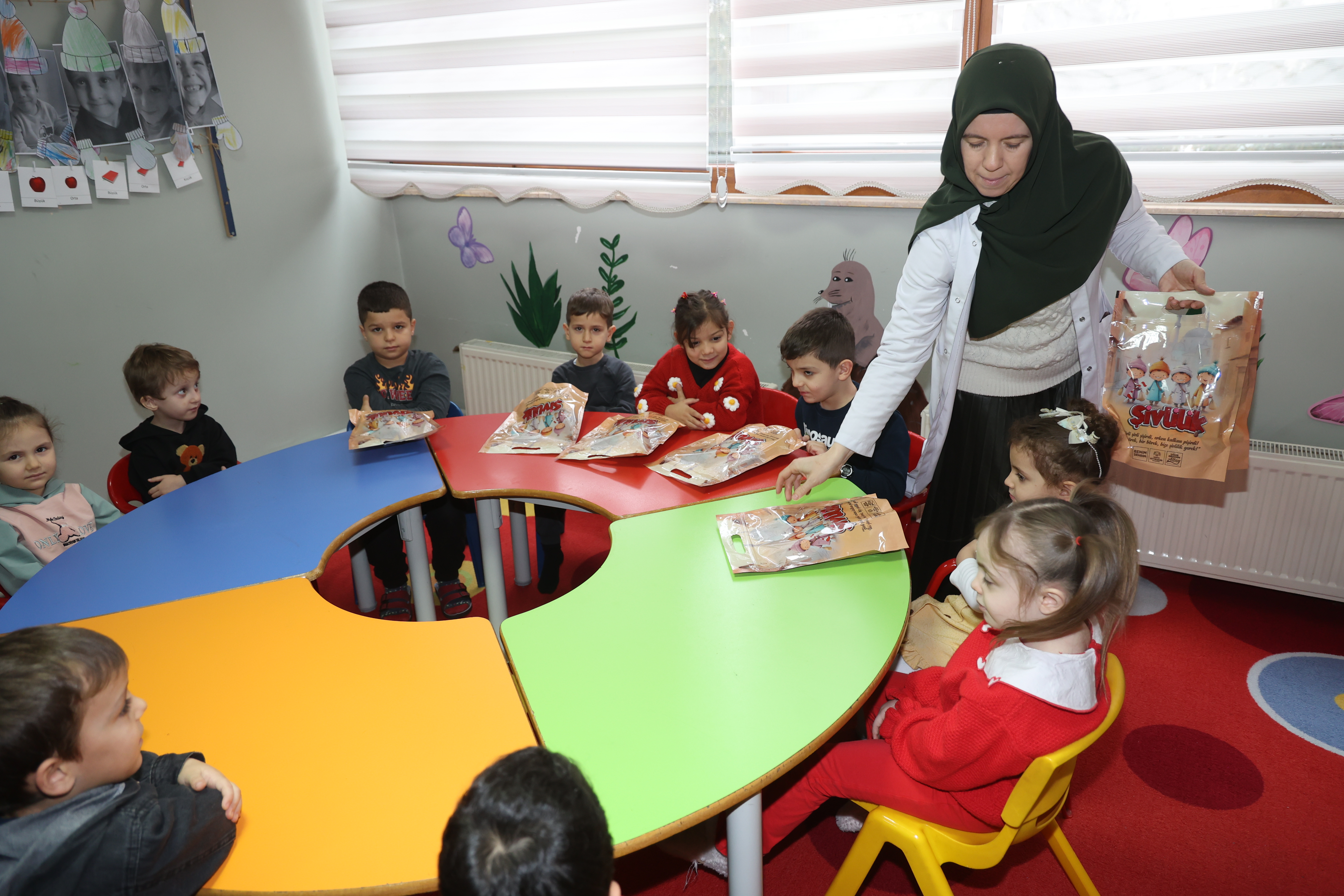 BAŞKAN ALTAY 31 İLÇEDEKİ 220 BİN ÇOCUĞA ŞİVLİLİK MUTLULUĞU YAŞATTI