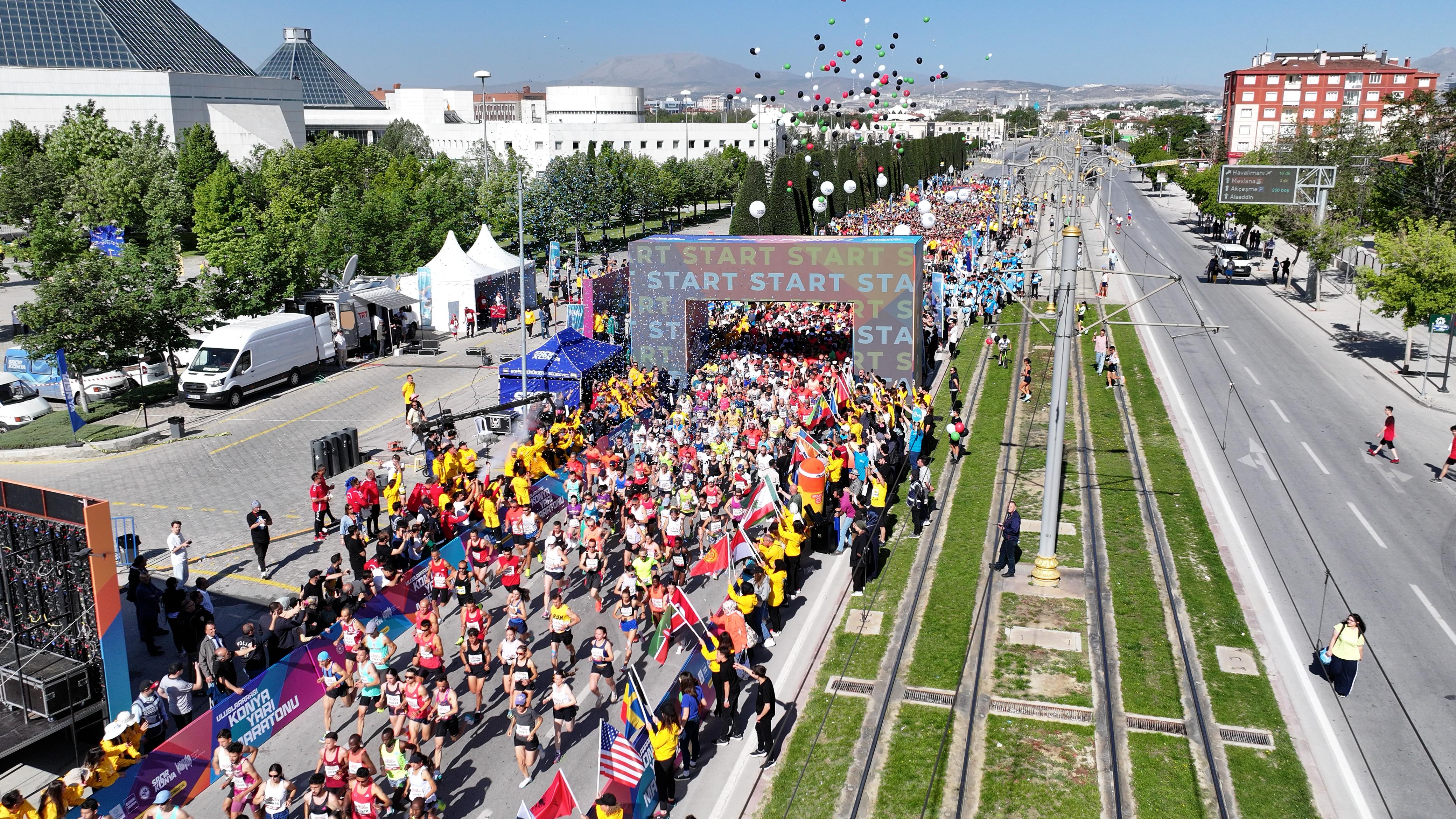 BAŞKAN ALTAY 5. ULUSLARARASI KONYA YARI MARATONU’NA KAYITLARIN BAŞLADIĞINI AÇIKLADI