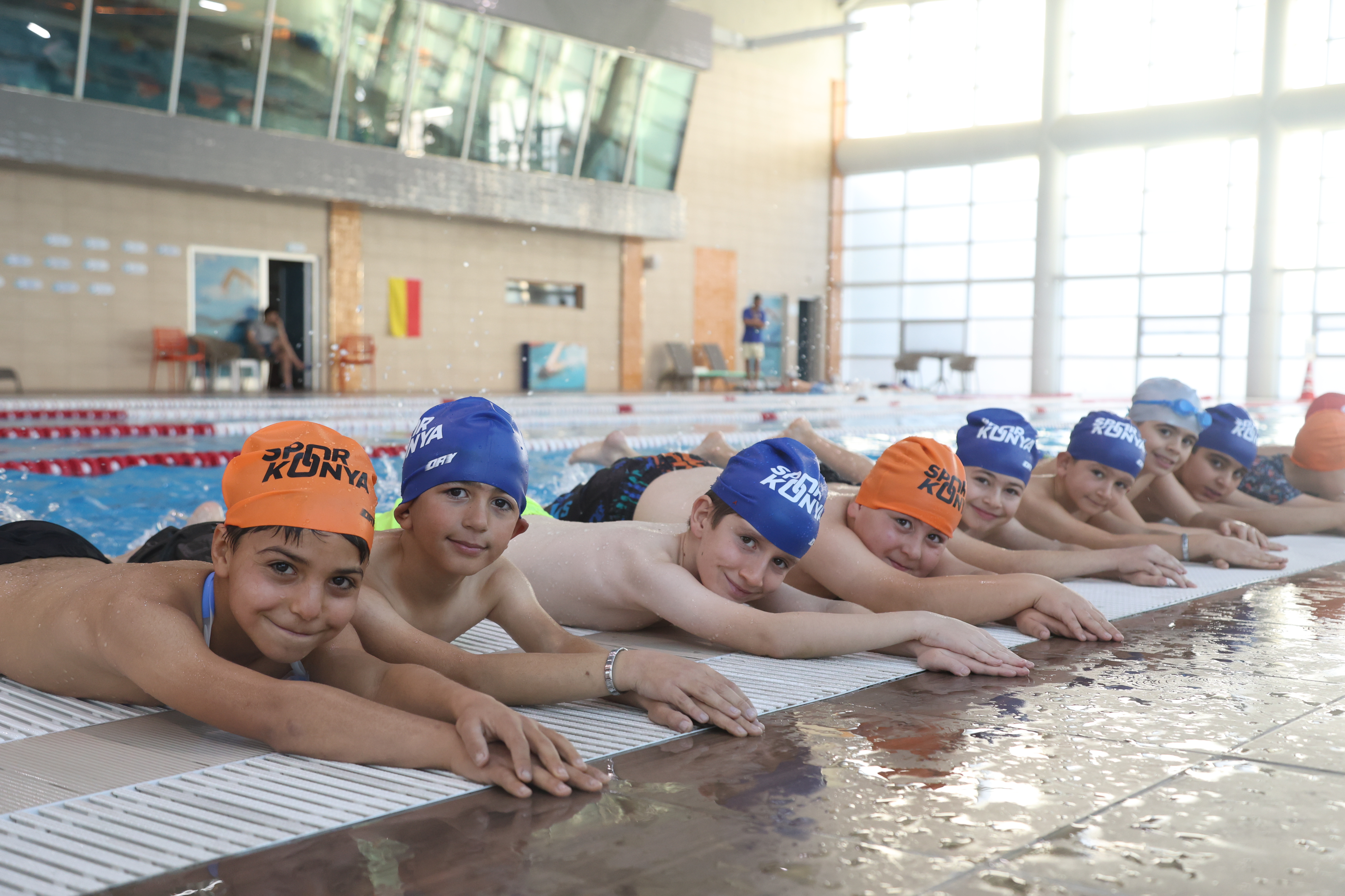 BAŞKAN ALTAY: “20 İLÇEDE 15 BİN ÇOCUĞUMUZ ‘YÜZME BİLMEYEN KALMASIN’ EĞİTİMLERİNE KATILIYOR”