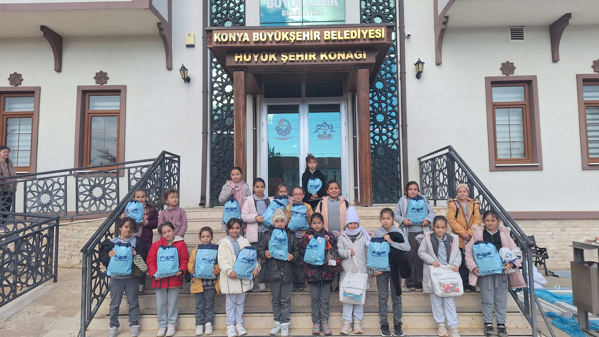 BAŞKAN ALTAY: “20 İLÇEDE 15 BİN ÇOCUĞUMUZ ‘YÜZME BİLMEYEN KALMASIN’ EĞİTİMLERİNE KATILIYOR”