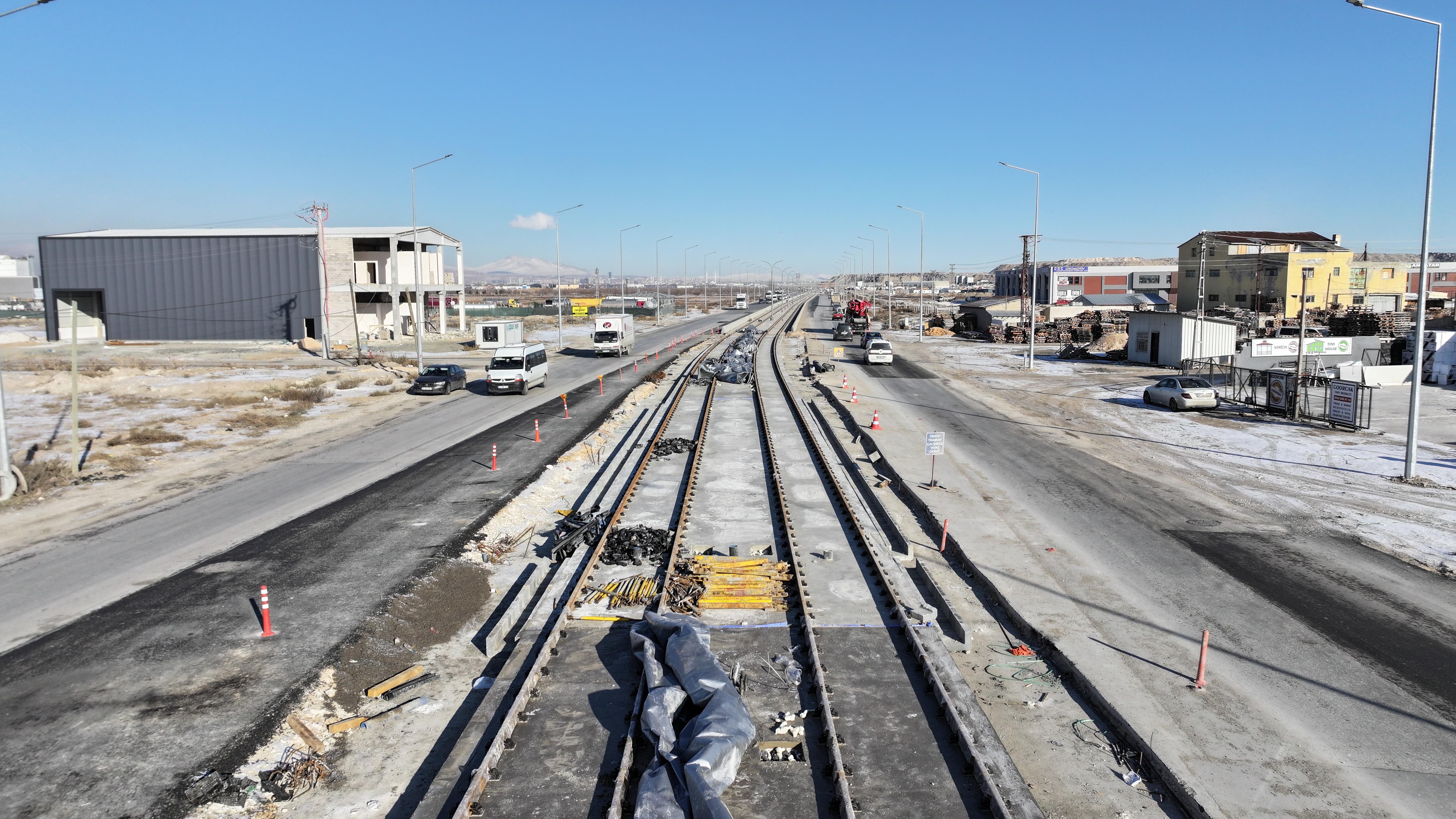 BAŞKAN ALTAY: “BÜTÜN GÜCÜMÜZLE ŞEHRİMİZİN RAYLI SİSTEM AĞINI GÜÇLENDİRMEYE GAYRET EDİYORUZ”