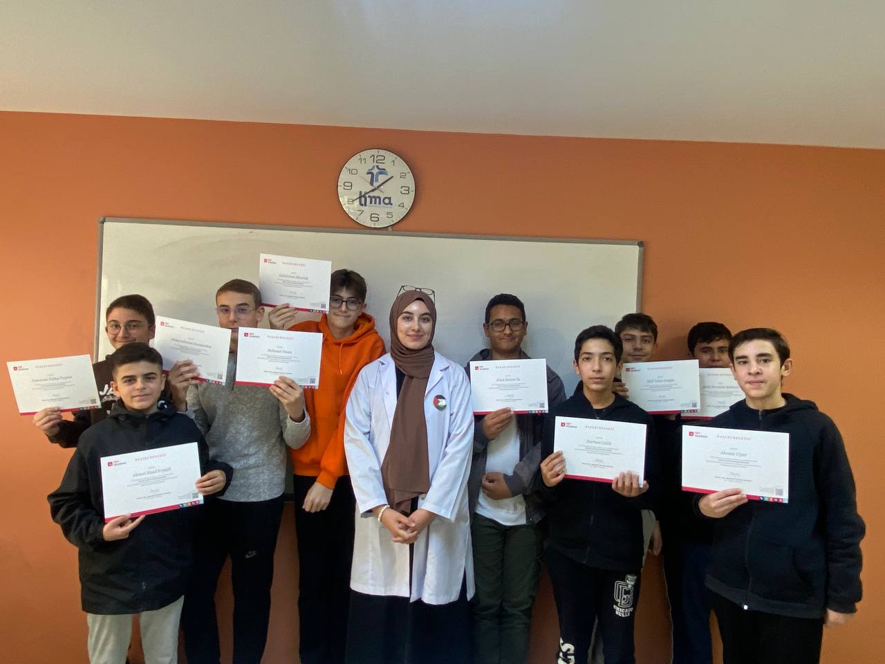 LİMA ÖĞRENCİLERİ DİJİTAL MEDYA OKURYAZARLIĞI PROGRAMINI BAŞARIYLA TAMAMLADI