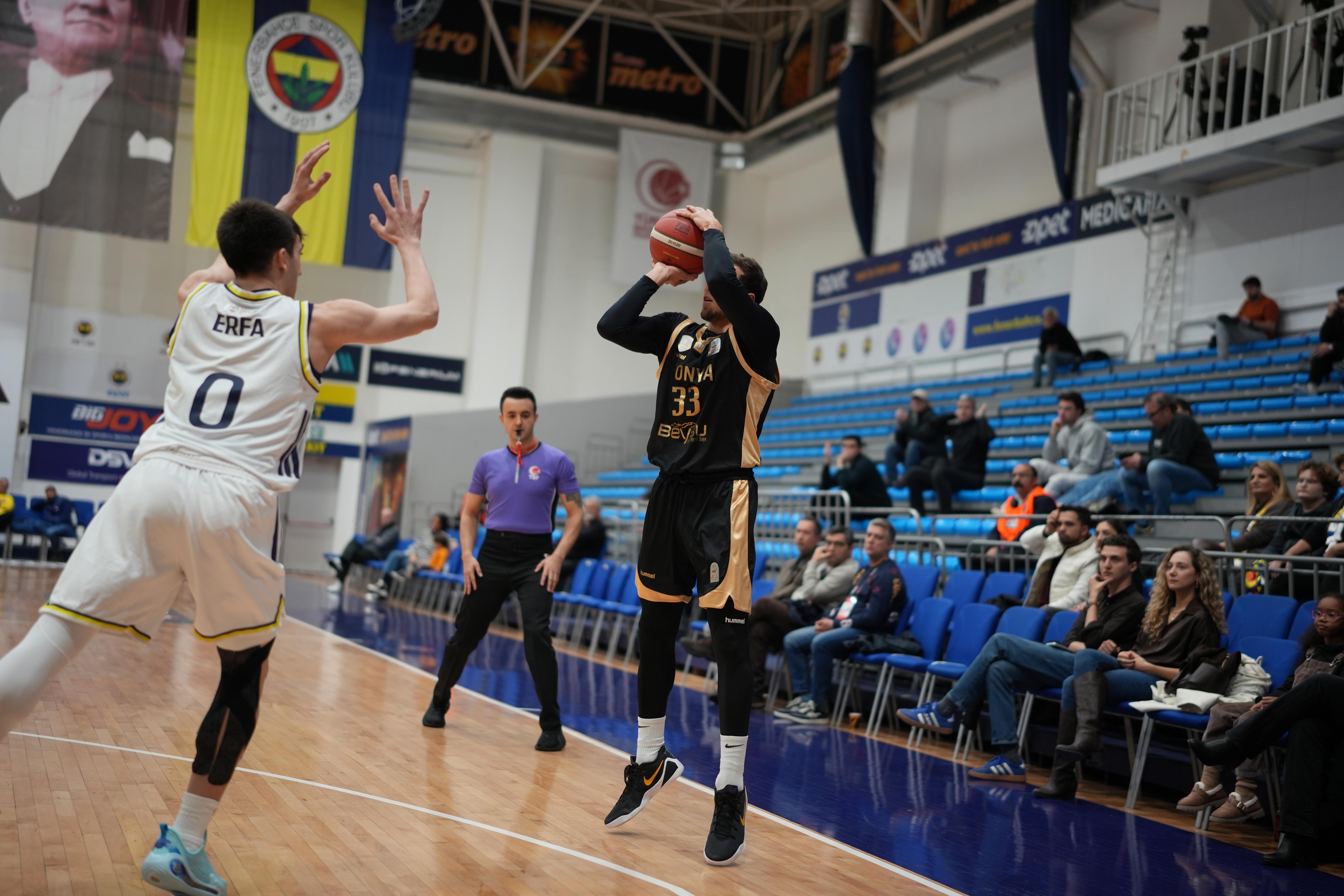 BÜYÜKŞEHİR İKİNCİ YARIYA GALİBİYETLE BAŞLADI