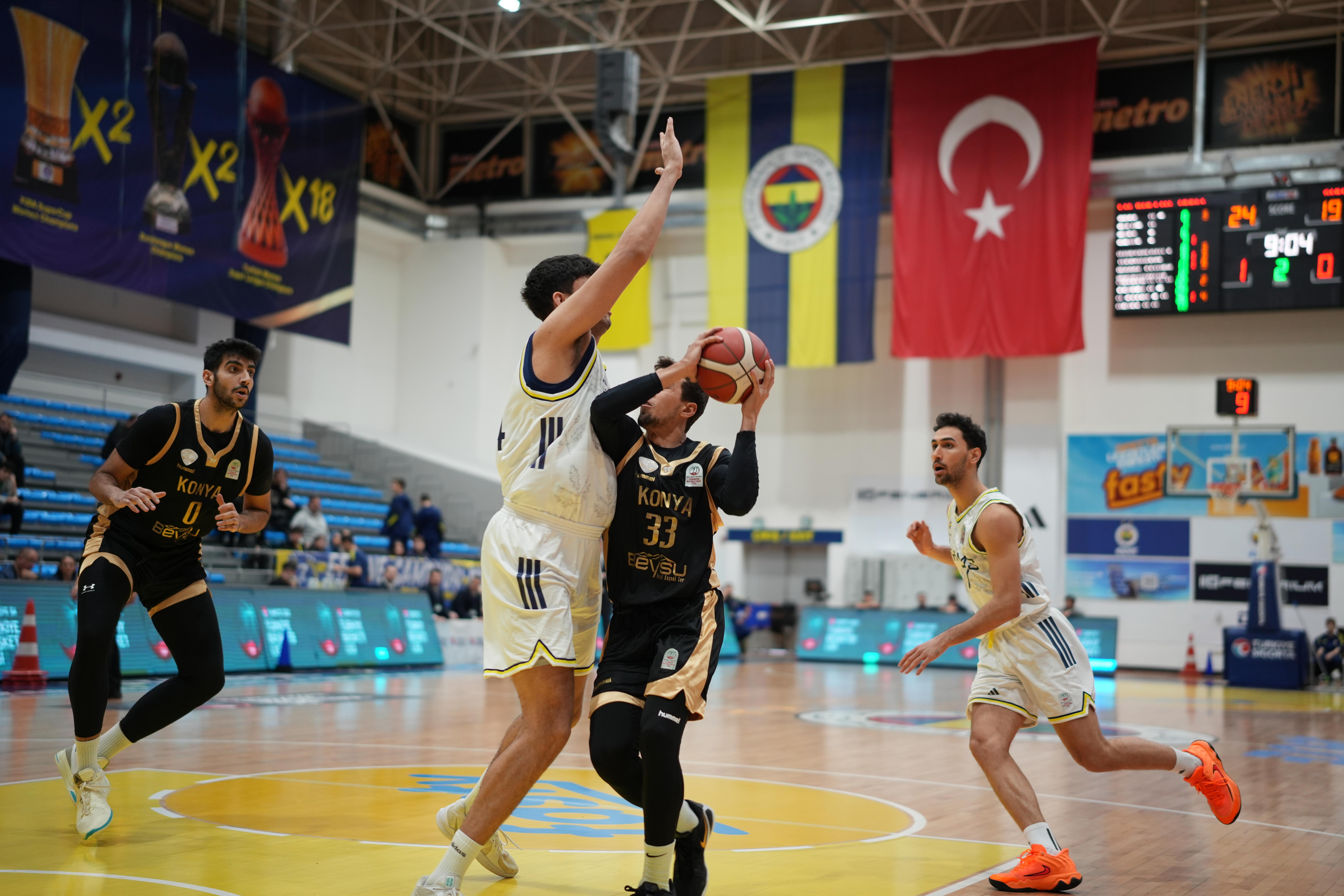 BÜYÜKŞEHİR İKİNCİ YARIYA GALİBİYETLE BAŞLADI