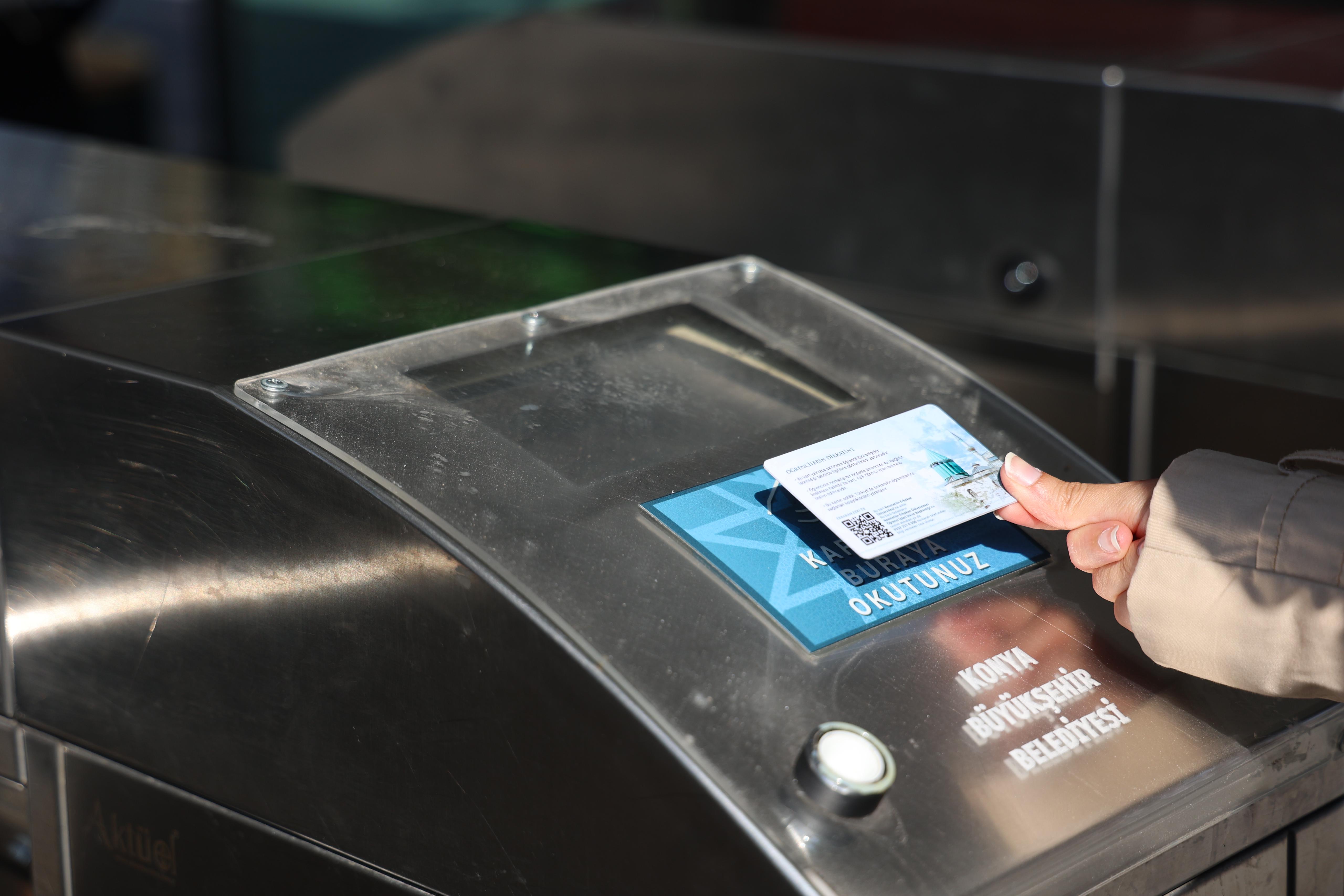 BAŞKAN ALTAY: “TÜRKİYE’NİN EN UCUZ ÖĞRENCİ ULAŞIMI KONYA’DA”