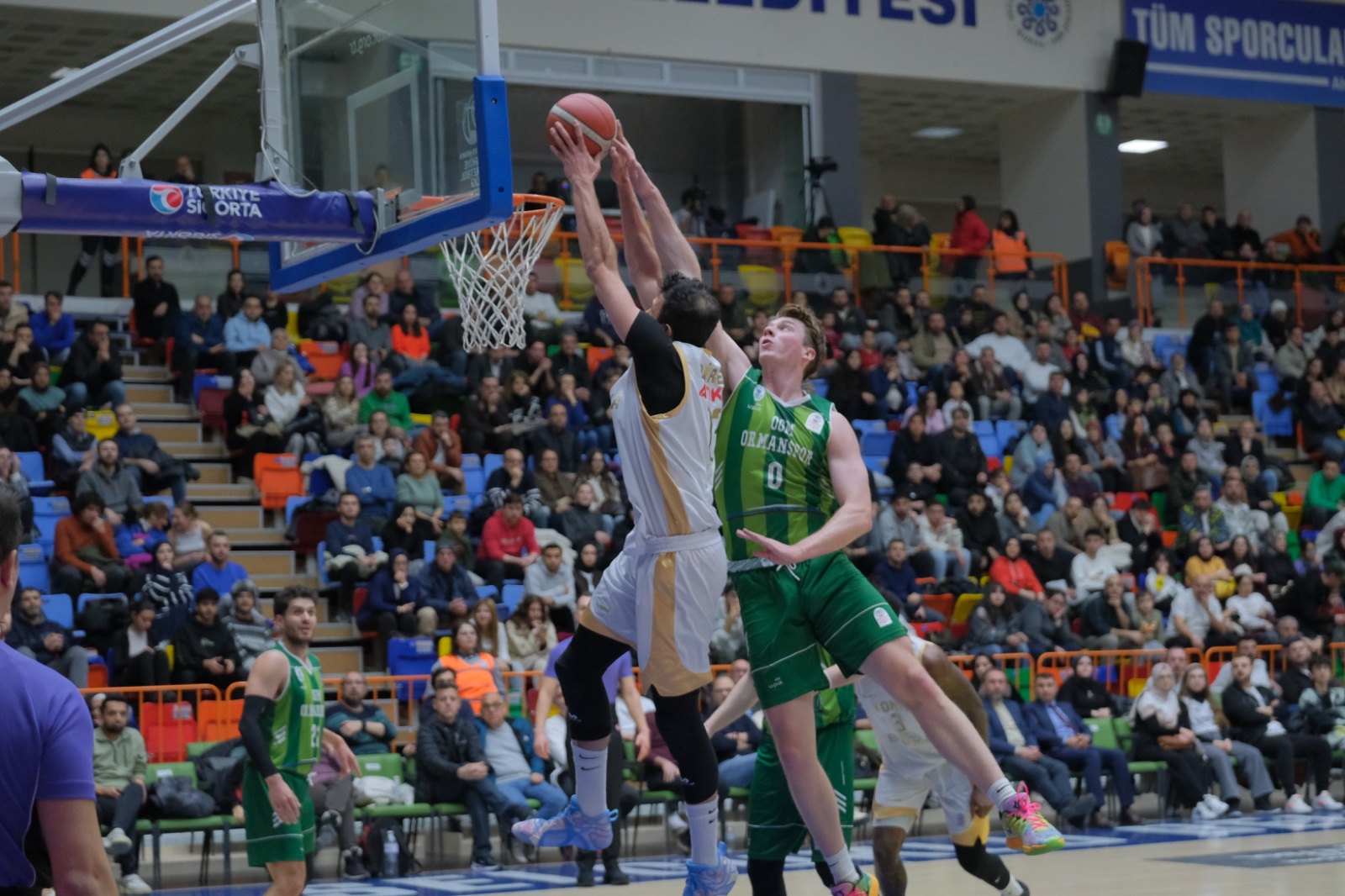 BÜYÜKŞEHİR'DEN ORMANSPOR’A GEÇİT YOK