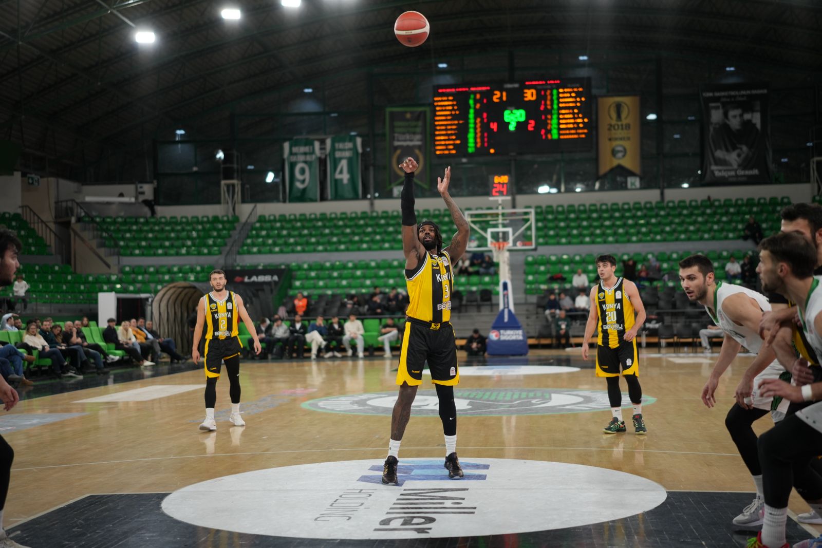 KONYA BÜYÜKŞEHİR FEDERASYON KUPASI'NDA ADINI YARI FİNALE YAZDIRDI