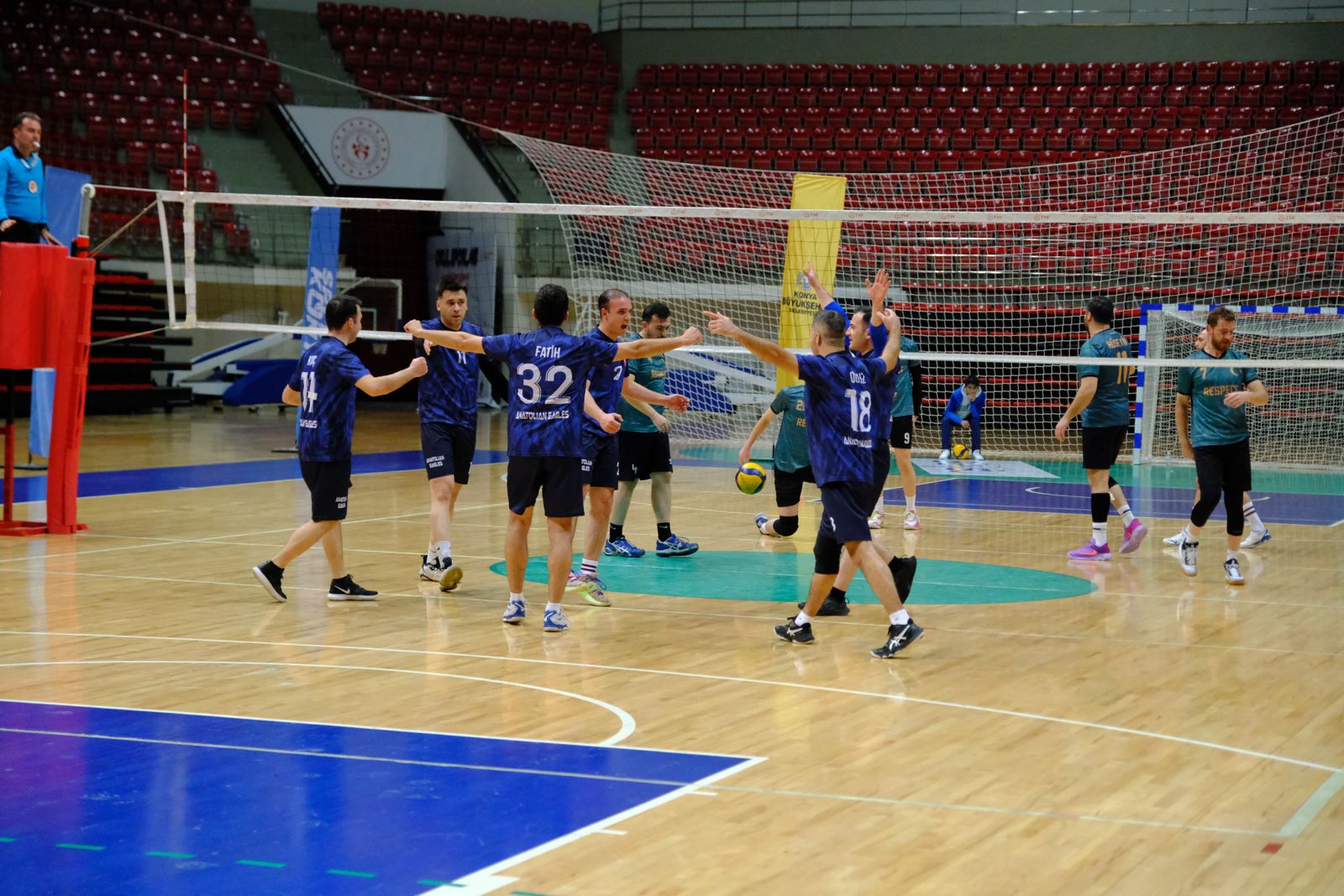 KONYA BÜYÜKŞEHİR KURUMLAR ARASI VOLEYBOL TURNUVASI İÇİN KAYITLAR BAŞLADI