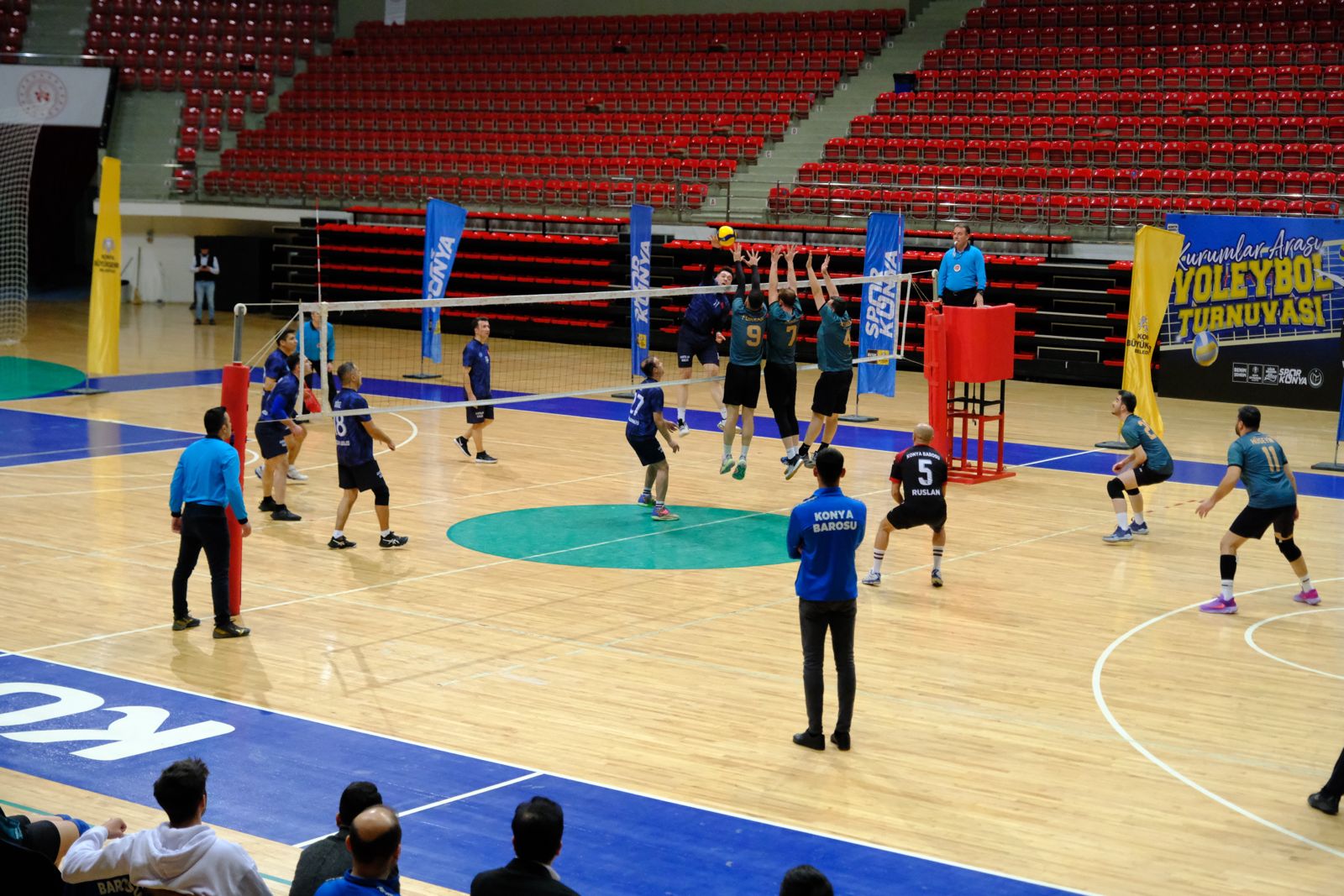 KONYA BÜYÜKŞEHİR KURUMLAR ARASI VOLEYBOL TURNUVASI İÇİN KAYITLAR BAŞLADI