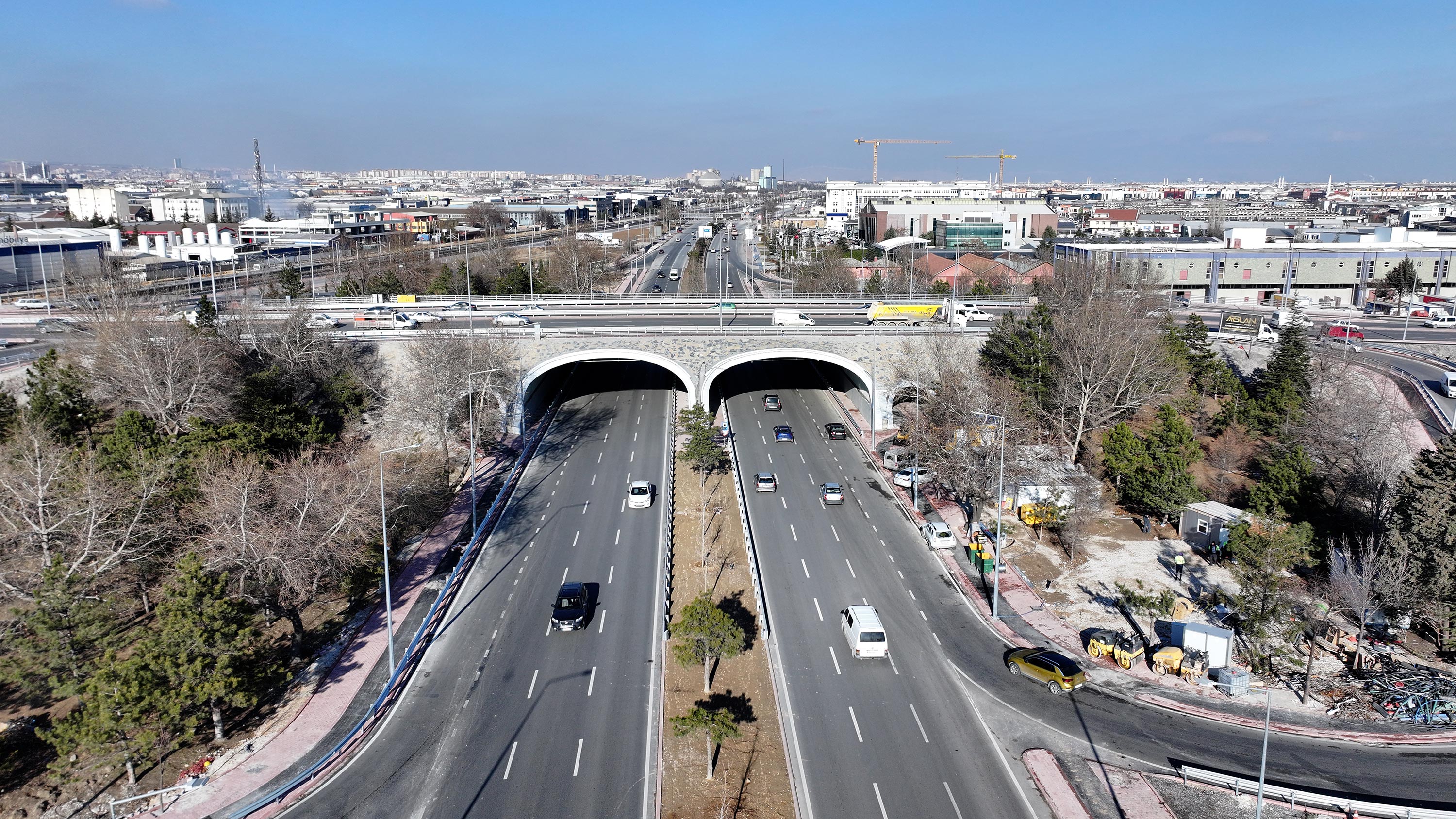 BAŞKAN ALTAY: “MARANGOZLAR KAVŞAĞI TÜM ŞERİTLERİ VE YONCA BAĞLANTILARIYLA HİZMET VERMEYE BAŞLADI”