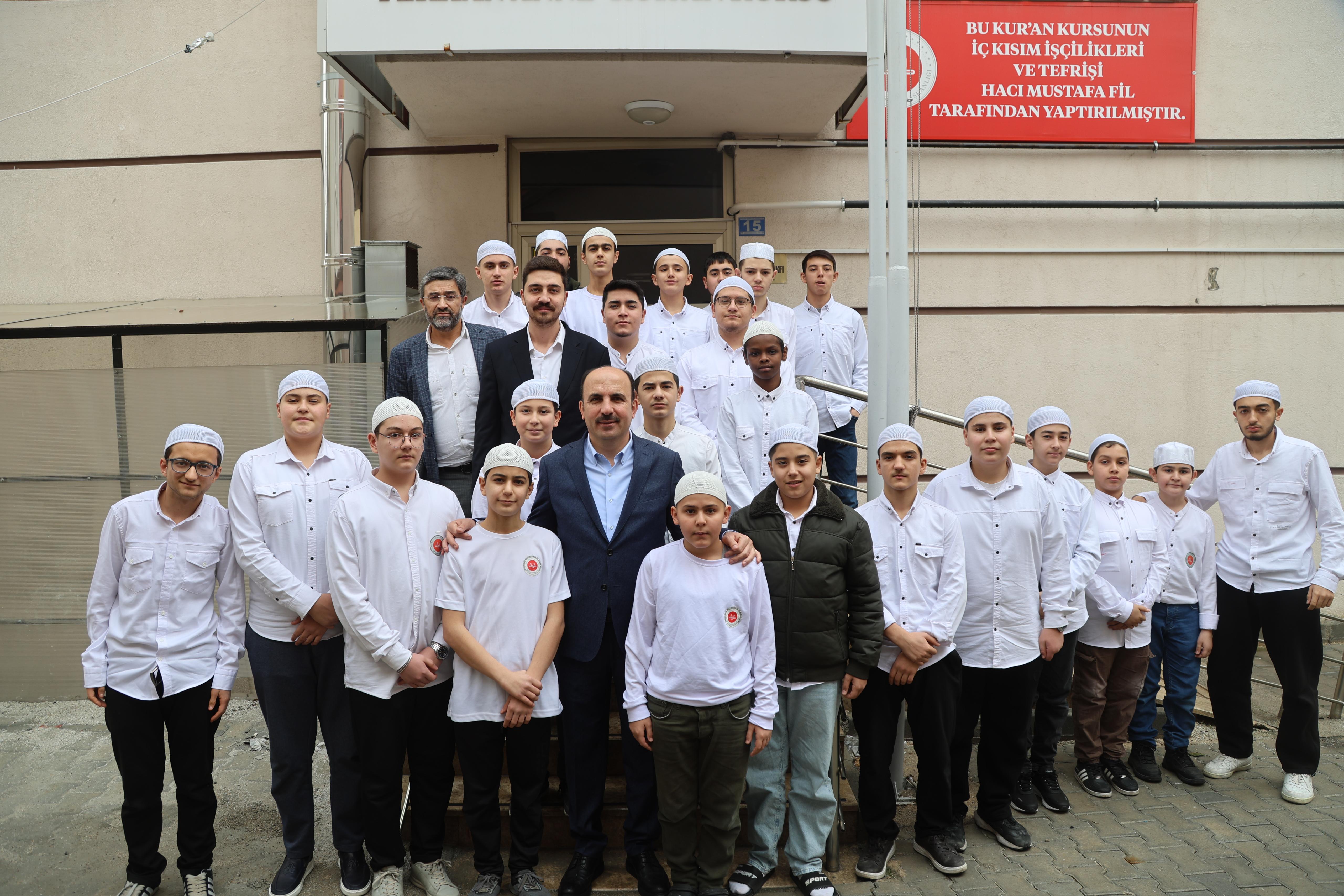 BAŞKAN ALTAY: “AVRUPA BİSİKLET BAŞKENTİ VE İİT GENÇLİK BAŞKENTİ OLAN KONYA’MIZDA 2026 DOLU DOLU GEÇECEK”