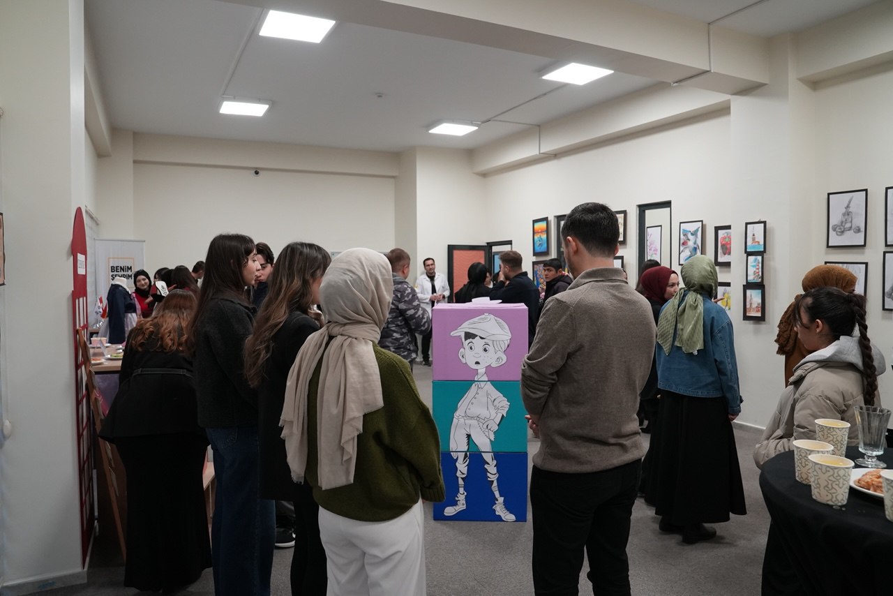 LİMA’DA GÜZ DÖNEMİ SONU ATÖLYE SERGİSİ DÜZENLENDİ