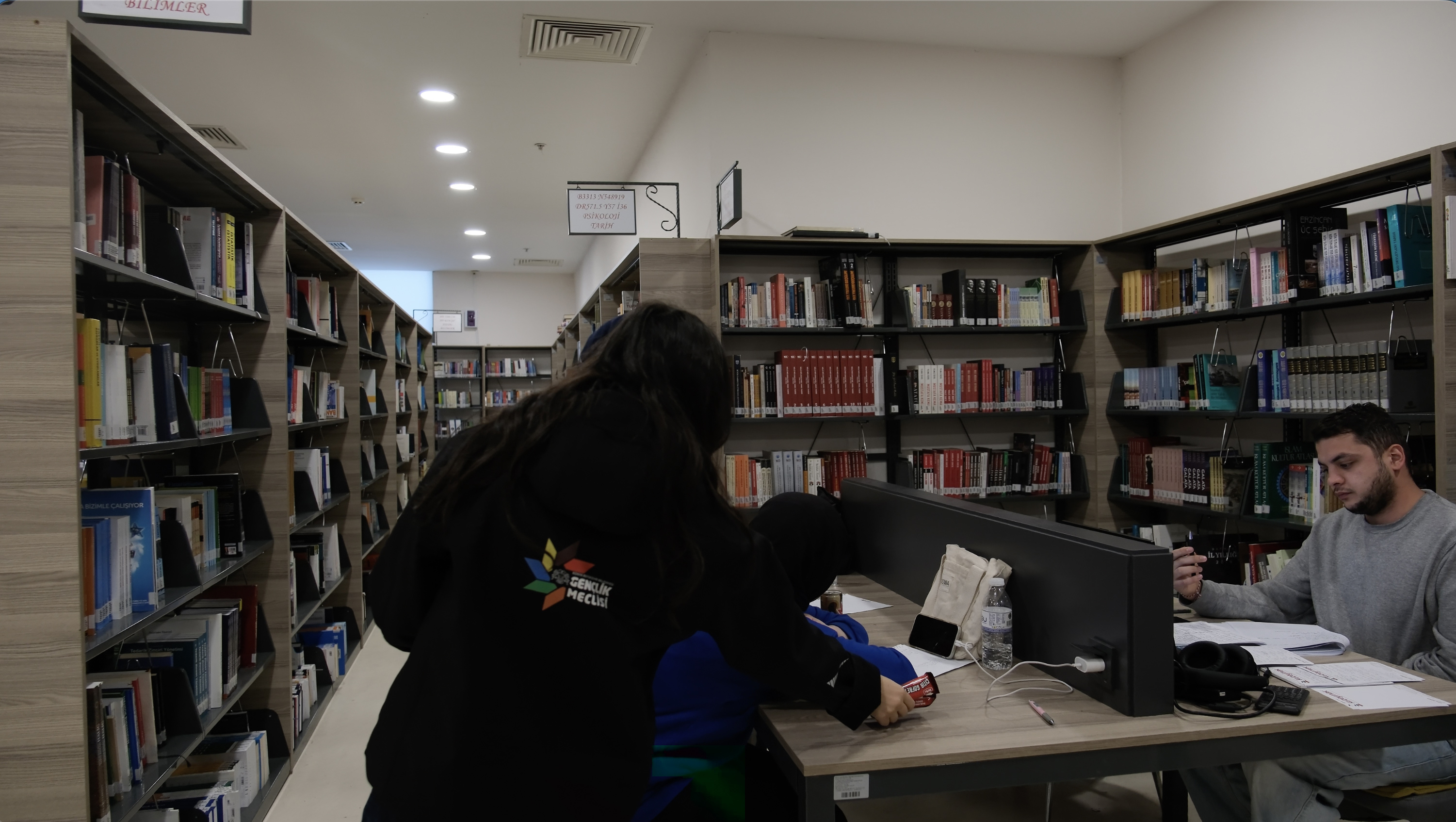 BÜYÜKŞEHİR GENÇLİK MECLİSİ’NDEN FİNAL HAFTASINDA ÖĞRENCİLERE DESTEK