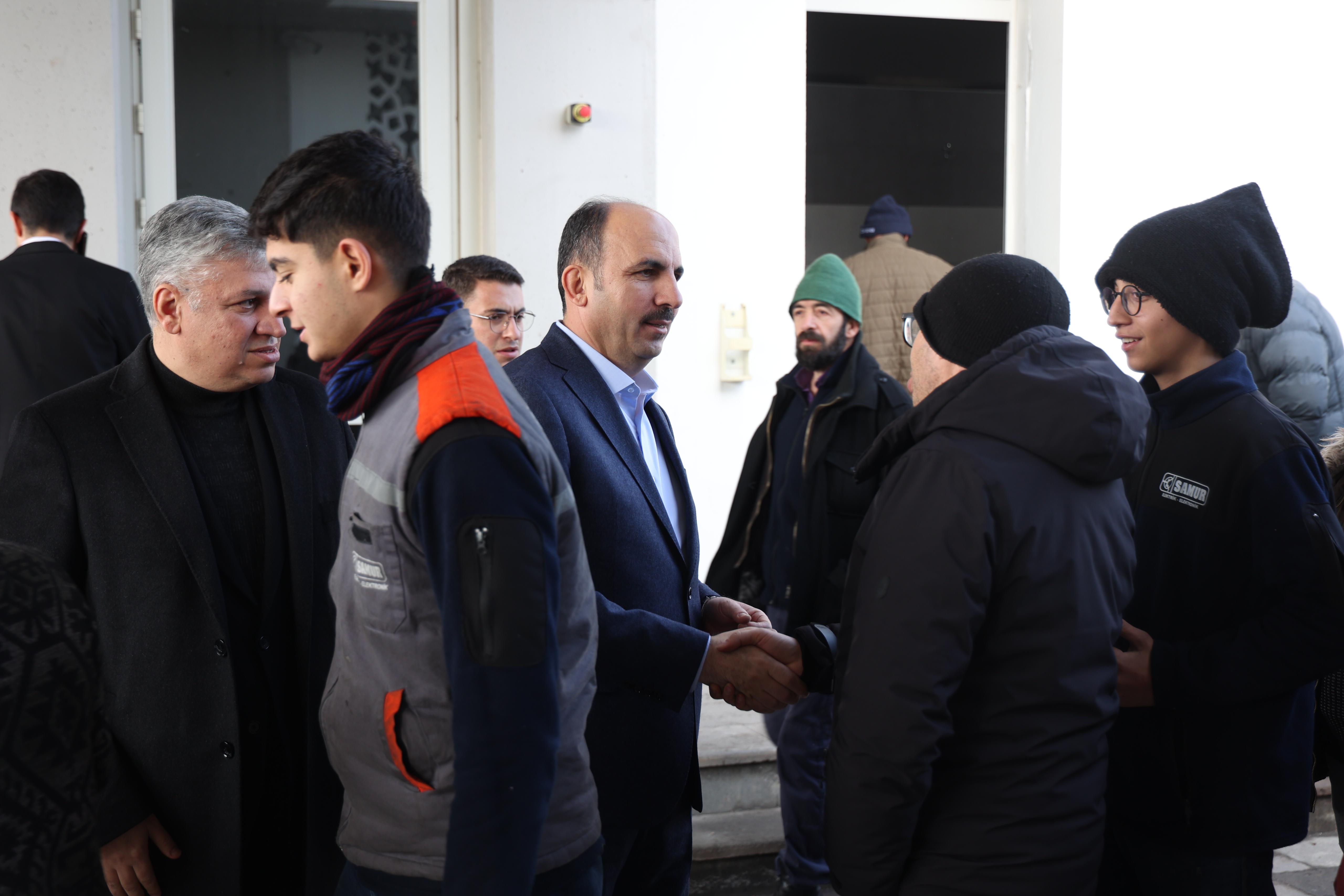 BAŞKAN ALTAY: “ORGANİZE SANAYİ BÖLGELERİNİN ULAŞIM VE KONUT SORUNUNU ÇÖZMEK İÇİN ÇALIŞIYORUZ”