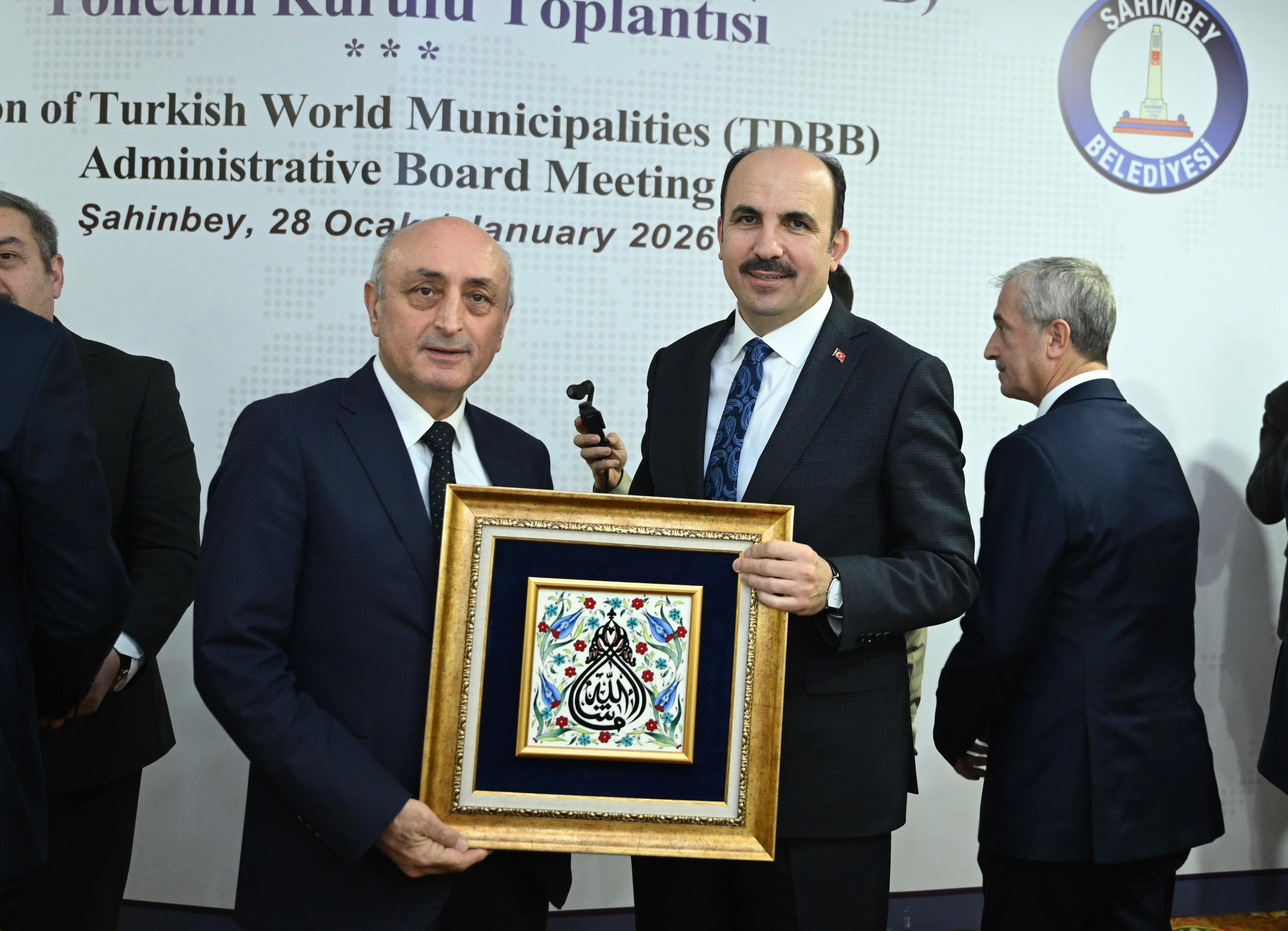 TDBB YÖNETİM KURULU TOPLANTISI AK PARTİ GENEL BAŞKAN YARDIMCISI ZORLU’NUN KATILIMIYLA YAPILDI