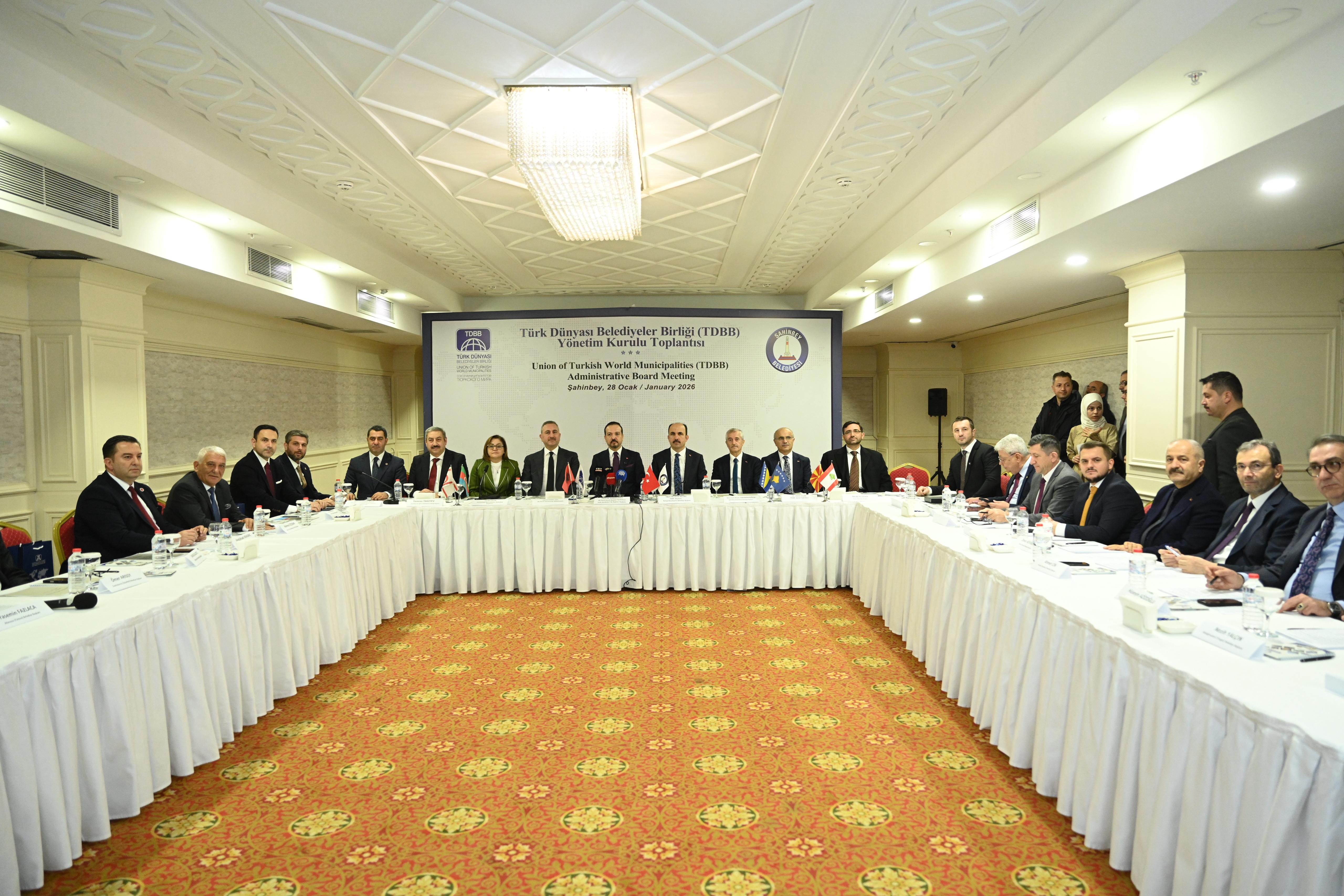 TDBB YÖNETİM KURULU TOPLANTISI AK PARTİ GENEL BAŞKAN YARDIMCISI ZORLU’NUN KATILIMIYLA YAPILDI