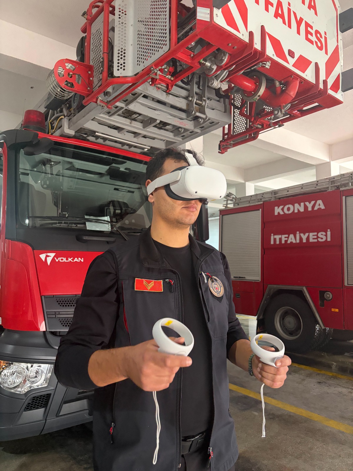 KONYA BÜYÜKŞEHİR İTFAİYESİ’NDEN HAYAT KURTARAN VR EĞİTİM UYGULAMALARI