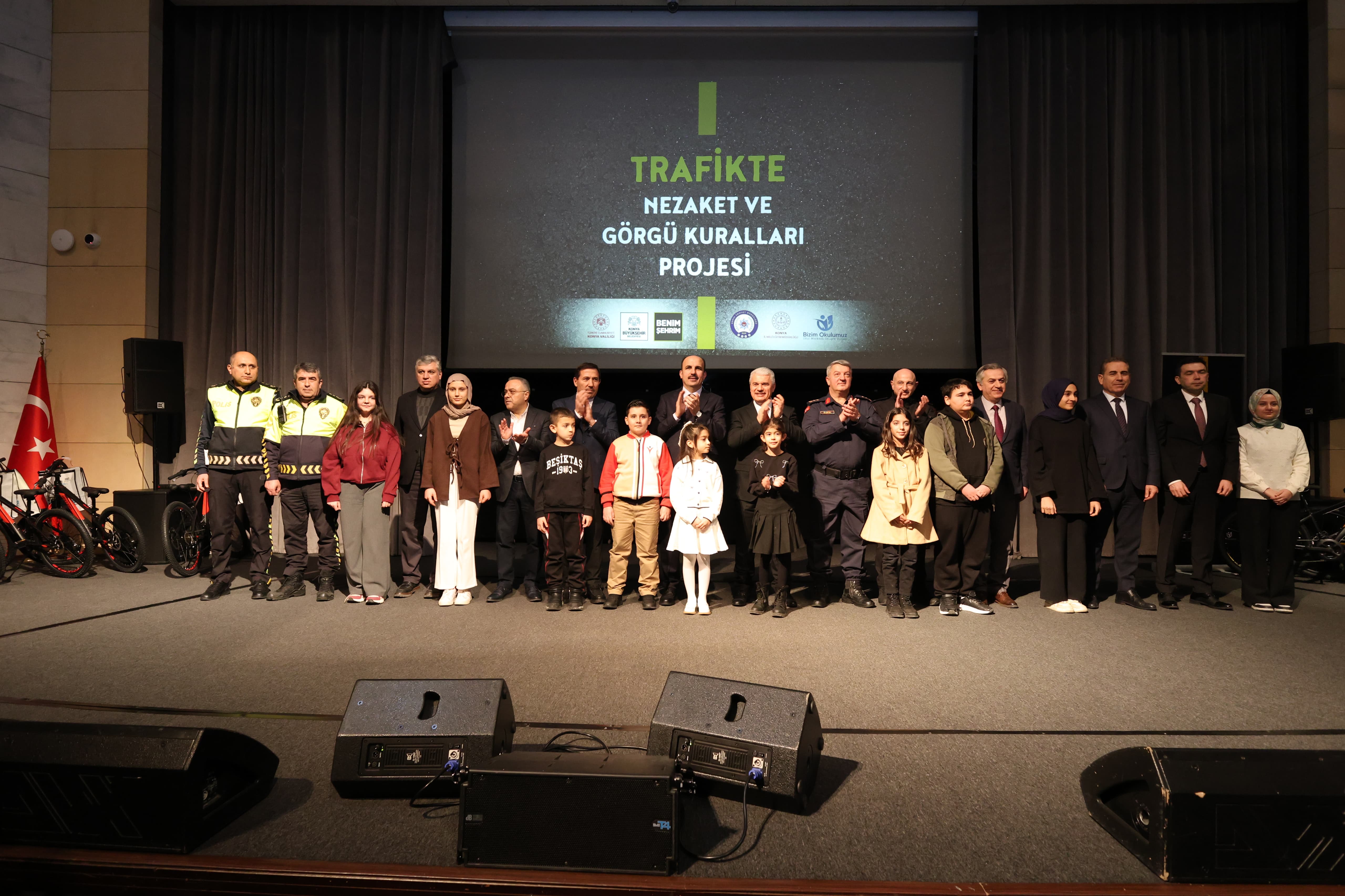 “SÜRDÜRÜLEBİLİR ULAŞIMDA NEZAKET VE GÖRGÜ KURALLARI RESİM VE FOTOĞRAF YARIŞMASI" ÖDÜLLERİ TAKDİM EDİLDİ