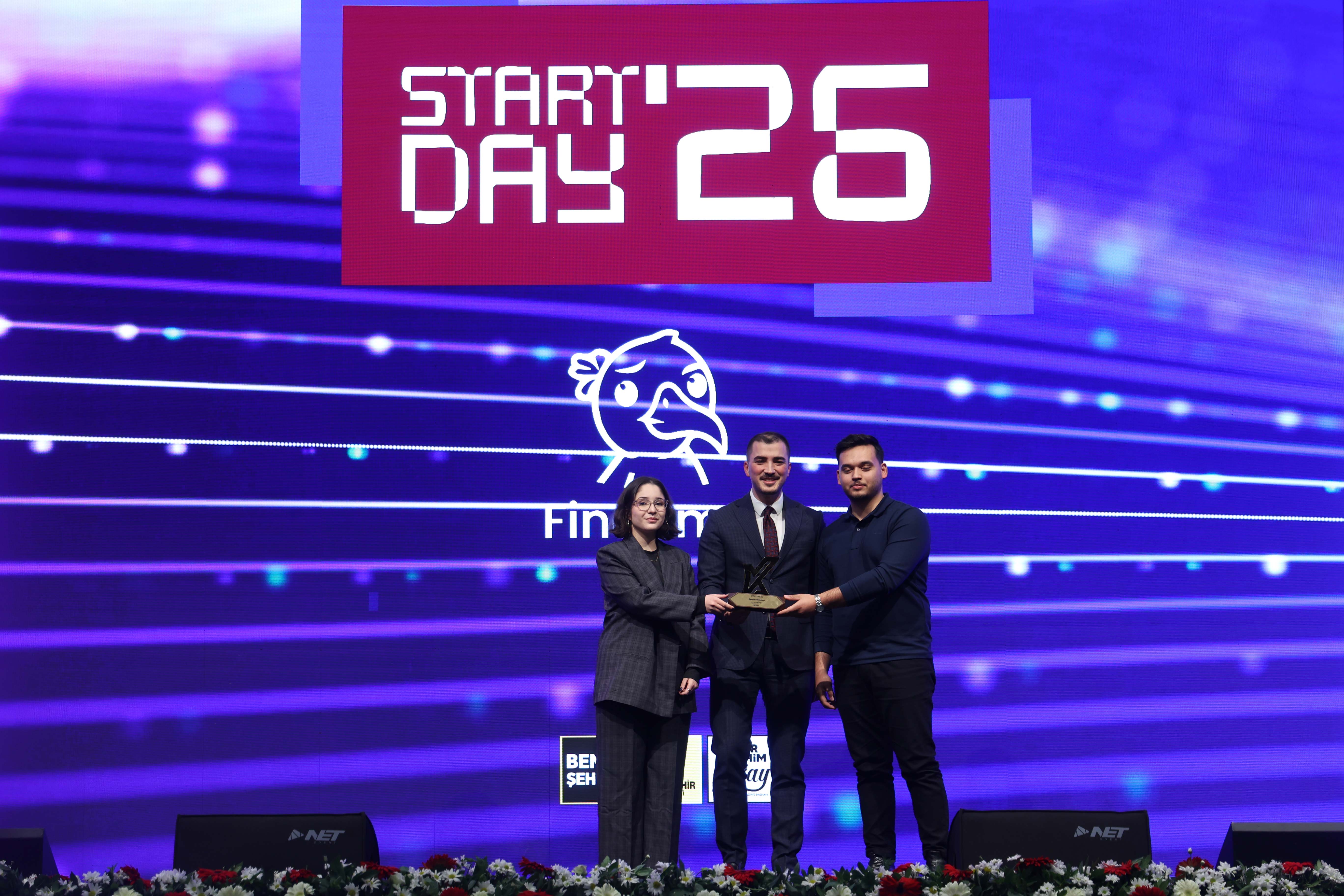 TEKNOFEST’TE DERECEYE GİREN KAPSÜL TAKIMLARI START DAY’26 ETKİNLİĞİNDE ÖDÜLLERİNİ ALDI