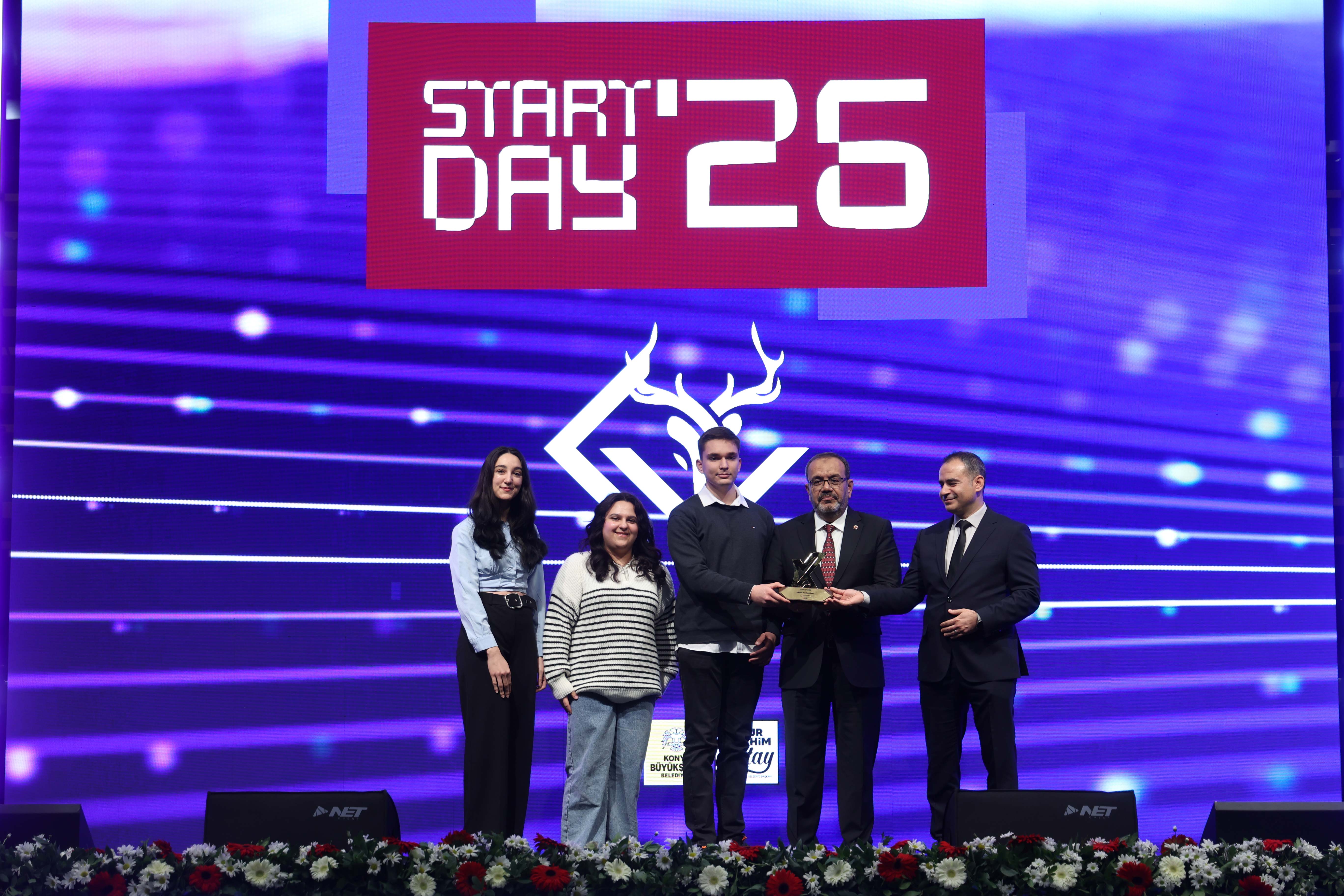 TEKNOFEST’TE DERECEYE GİREN KAPSÜL TAKIMLARI START DAY’26 ETKİNLİĞİNDE ÖDÜLLERİNİ ALDI