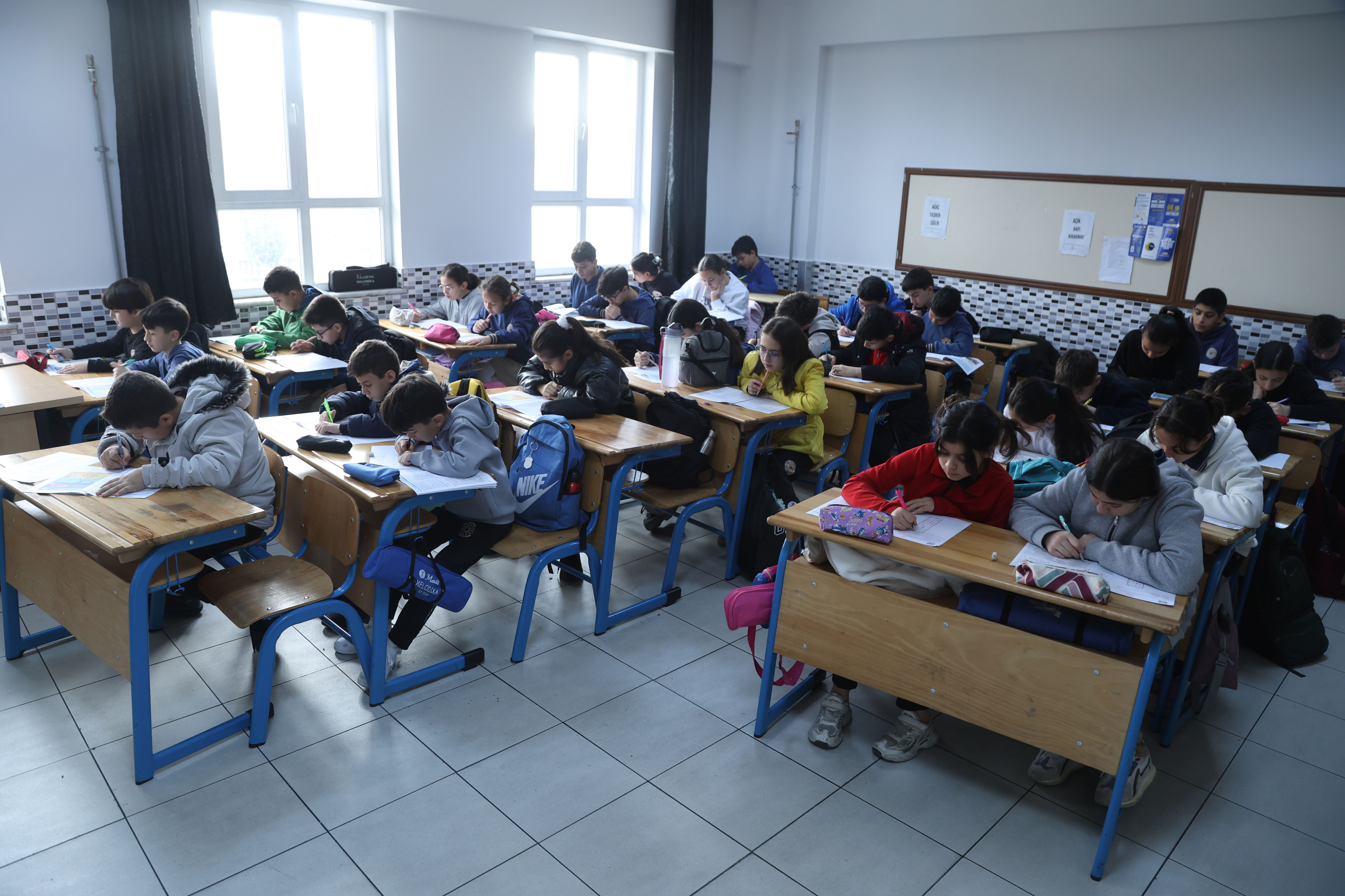 KONYA BÜYÜKŞEHİR 31 İLÇEDEKİ ORTAOKUL VE LİSE ÖĞRENCİLERİ İÇİN İZLEME VE DEĞERLENDİRME SINAVI GERÇEKLEŞTİRİYOR