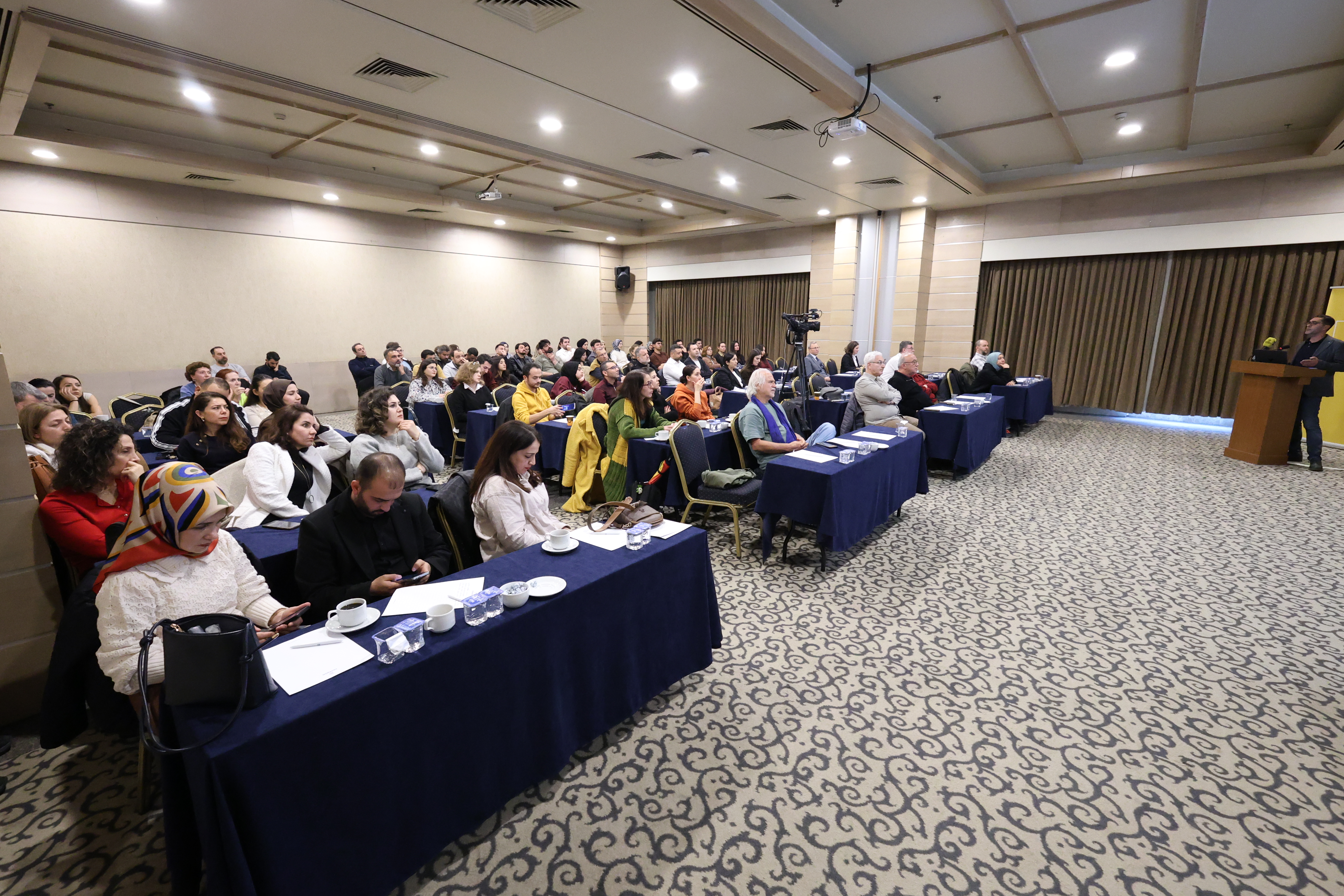 "KONYA'NIN ZENGİNLİKLERİ: TURİZM VE KÜLTÜREL MİRAS EĞİTİMLERİ" PROGRAMI İLE ŞEHRİN SAKLI MİRASLARI ANLATILDI