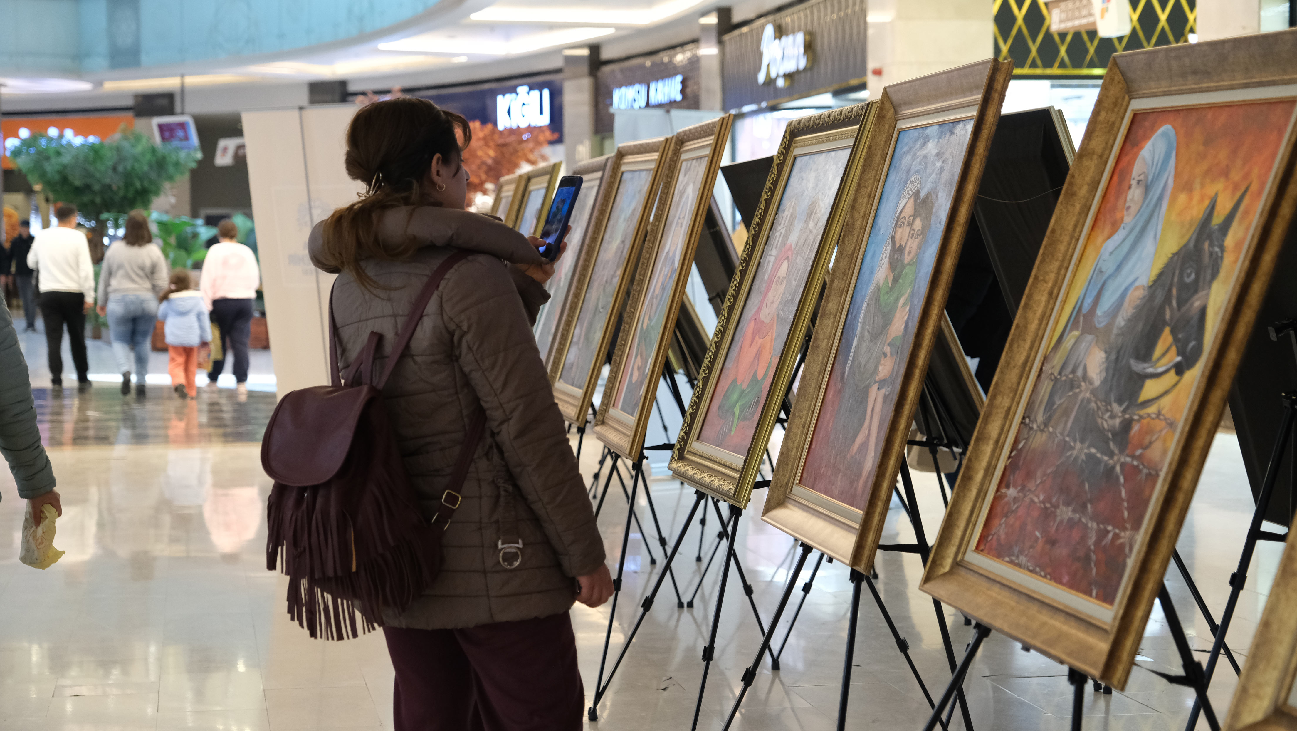 KONYA BÜYÜKŞEHİR, KONYA’DAKİ GAZZELİ ÇOCUKLARIN RESİMLERİNDEN SERGİ AÇTI