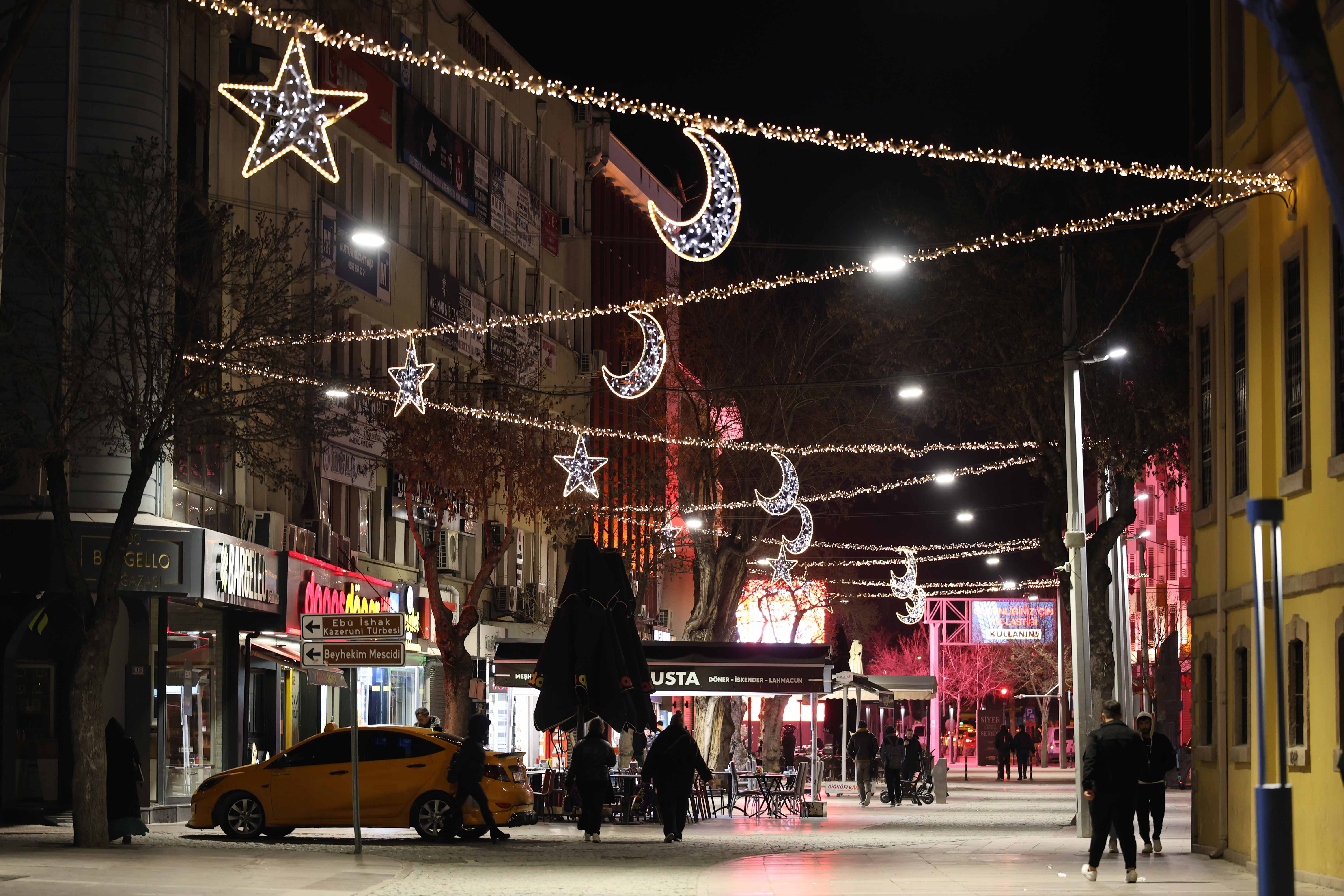 KONYA 11 AYIN SULTANI RAMAZAN’A IŞIL IŞIL GİRİYOR