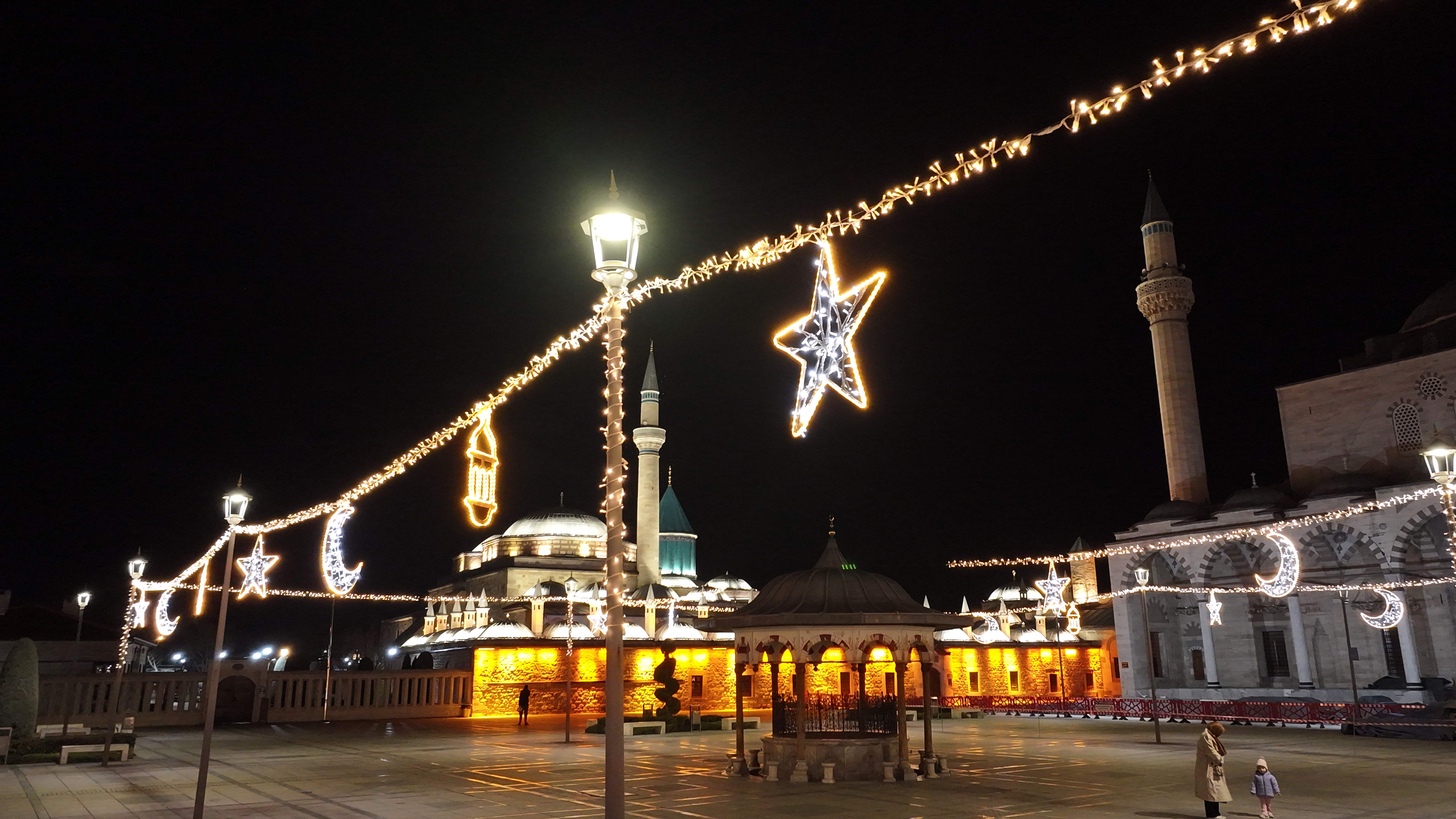 KONYA 11 AYIN SULTANI RAMAZAN’A IŞIL IŞIL GİRİYOR