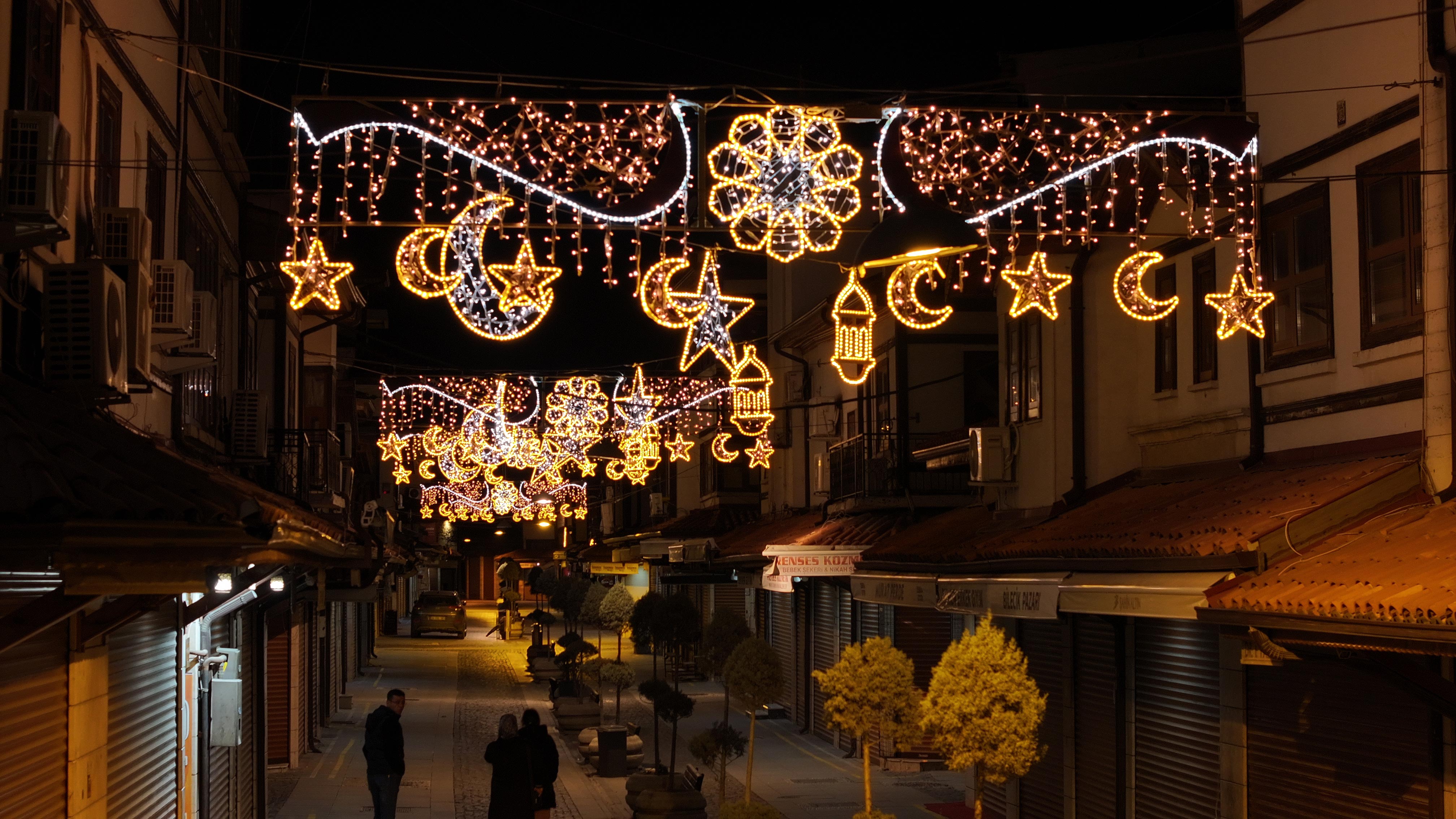 KONYA 11 AYIN SULTANI RAMAZAN’A IŞIL IŞIL GİRİYOR