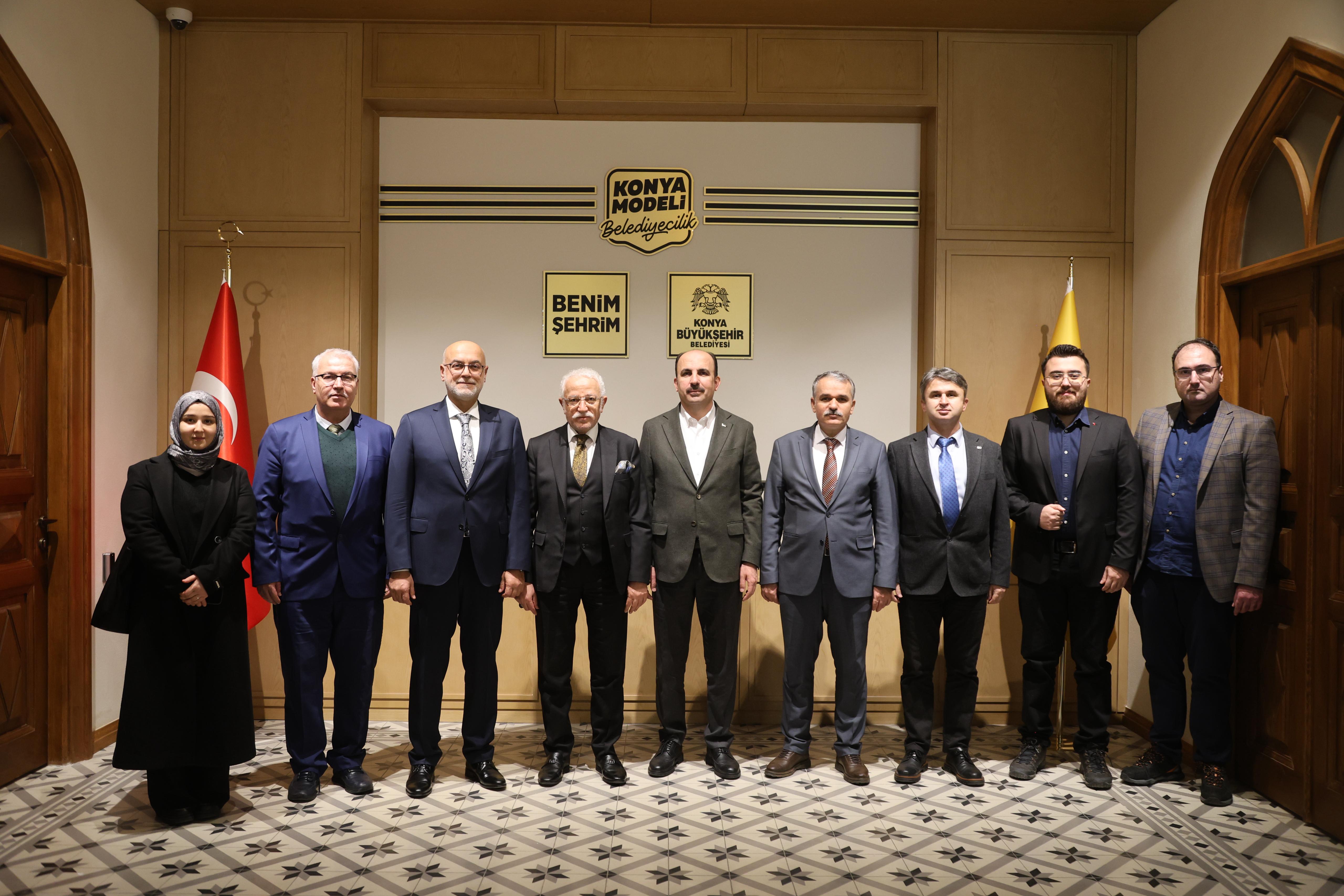 BAŞKAN ALTAY: “KENDİ UYDUSUNU YAPAN İLK BELEDİYE OLARAK TARİHE NOT DÜŞECEK BİR İŞ YAPIYORUZ”