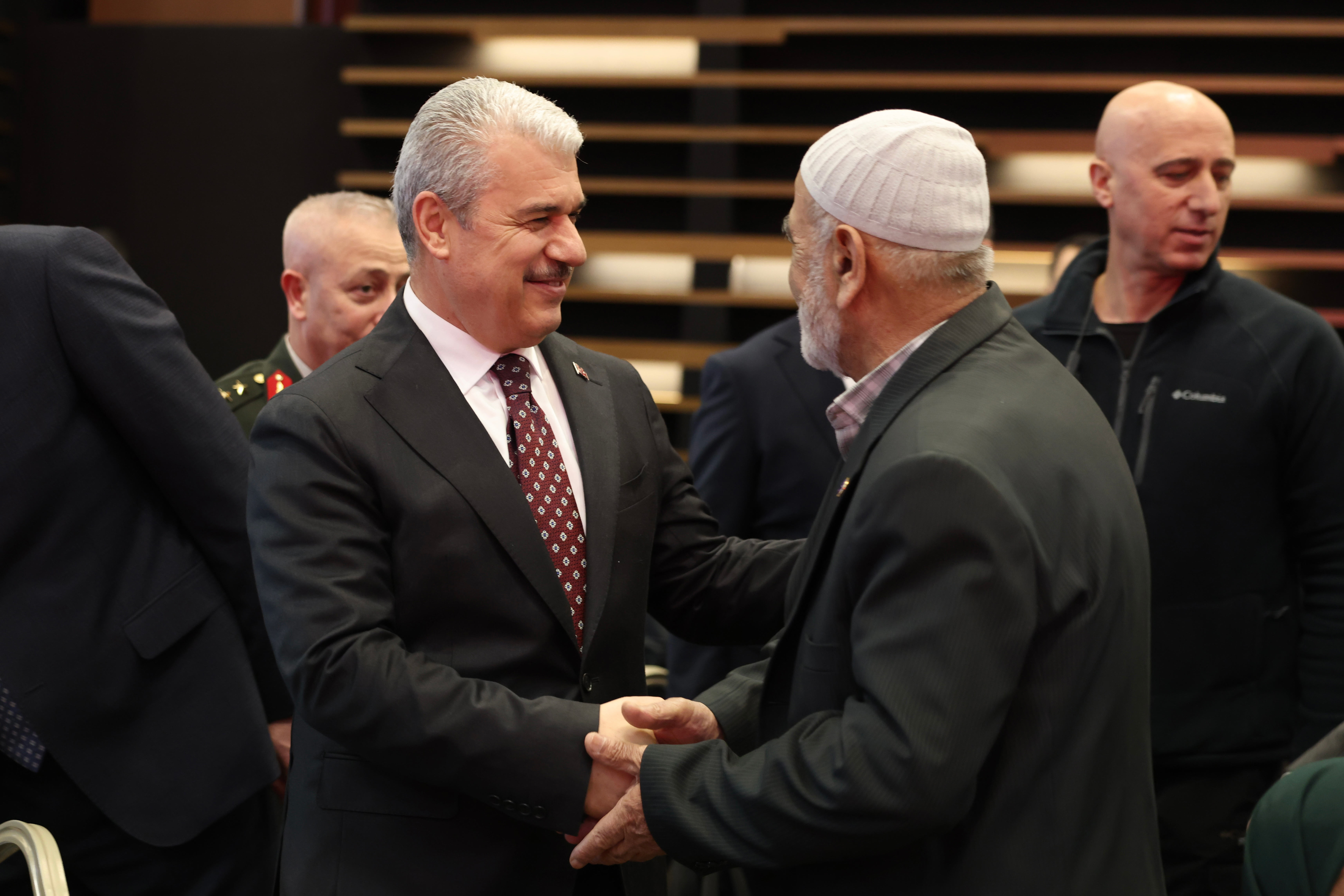 KONYA’DAKİ ŞEHİT AİLELERİ, GAZİLER VE GAZİ YAKINLARI "BÜYÜK AİLE SOFRASI"NDA BULUŞTU