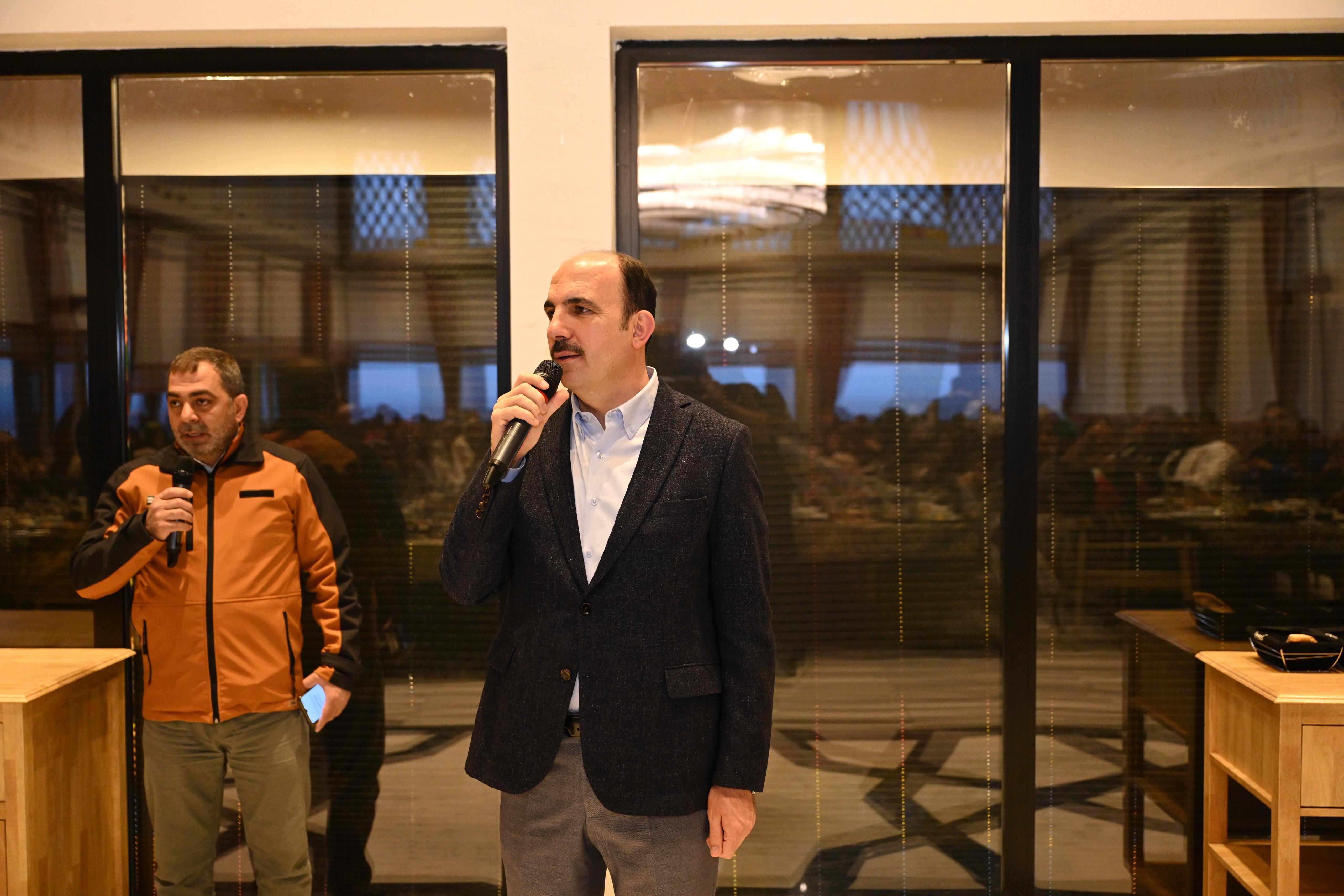 BAŞKAN ALTAY KONYA’DAKİ GAZZELİ AİLELERLE İFTAR SOFRASINDA BULUŞTU