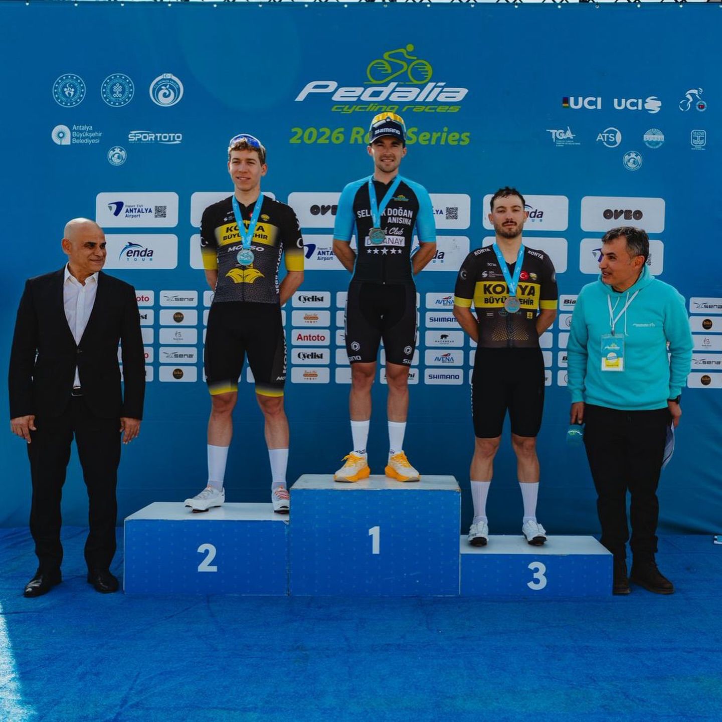 KONYA BÜYÜKŞEHİR BİSİKLETTE ZİRVEDE, JUDODA KÜRSÜDE