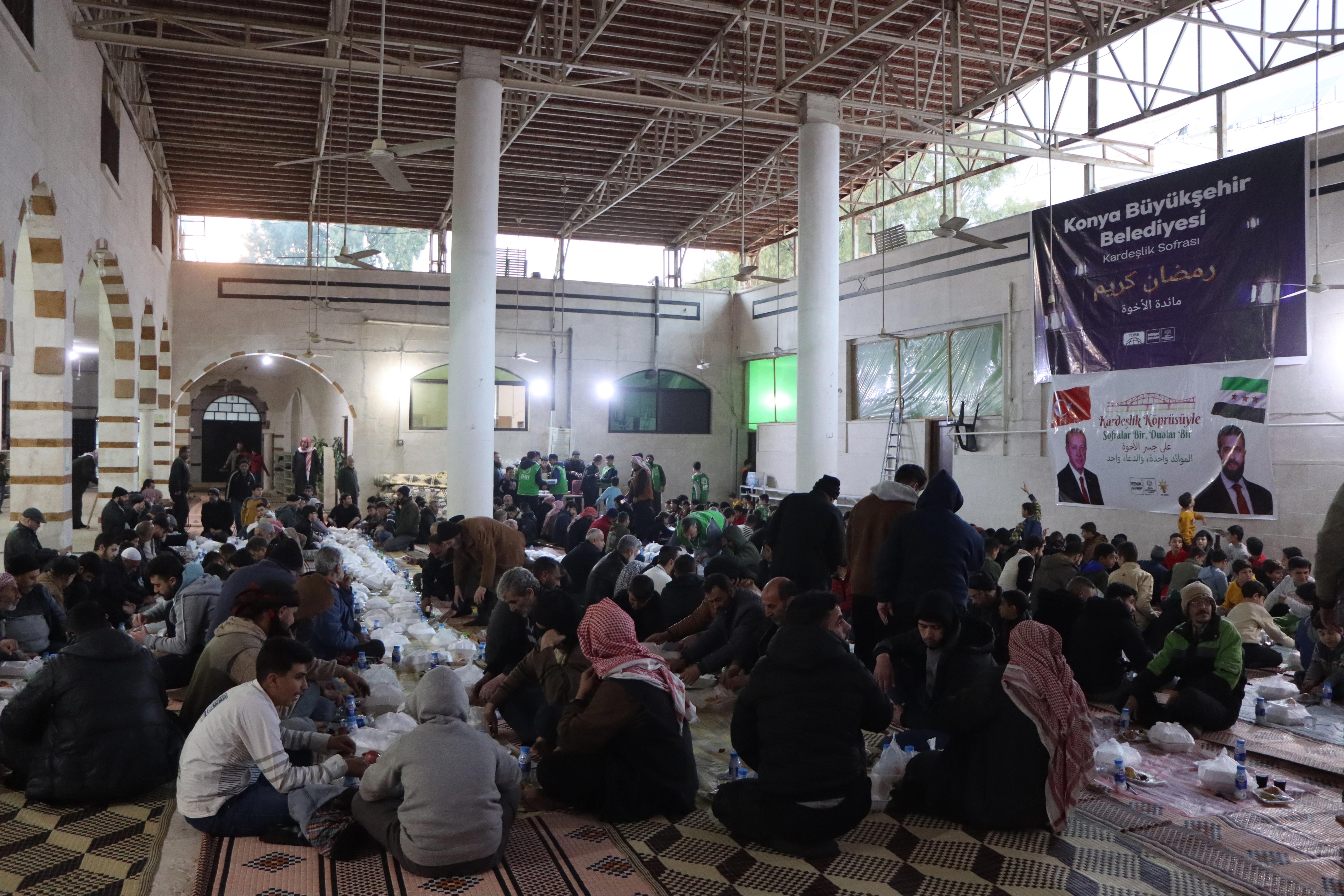 BAŞKAN ALTAY: “SURİYE’DE İFTAR SOFRALARI KURARAK KARDEŞLERİMİZLE BULUŞMANIN HUZURUNU YAŞIYORUZ”