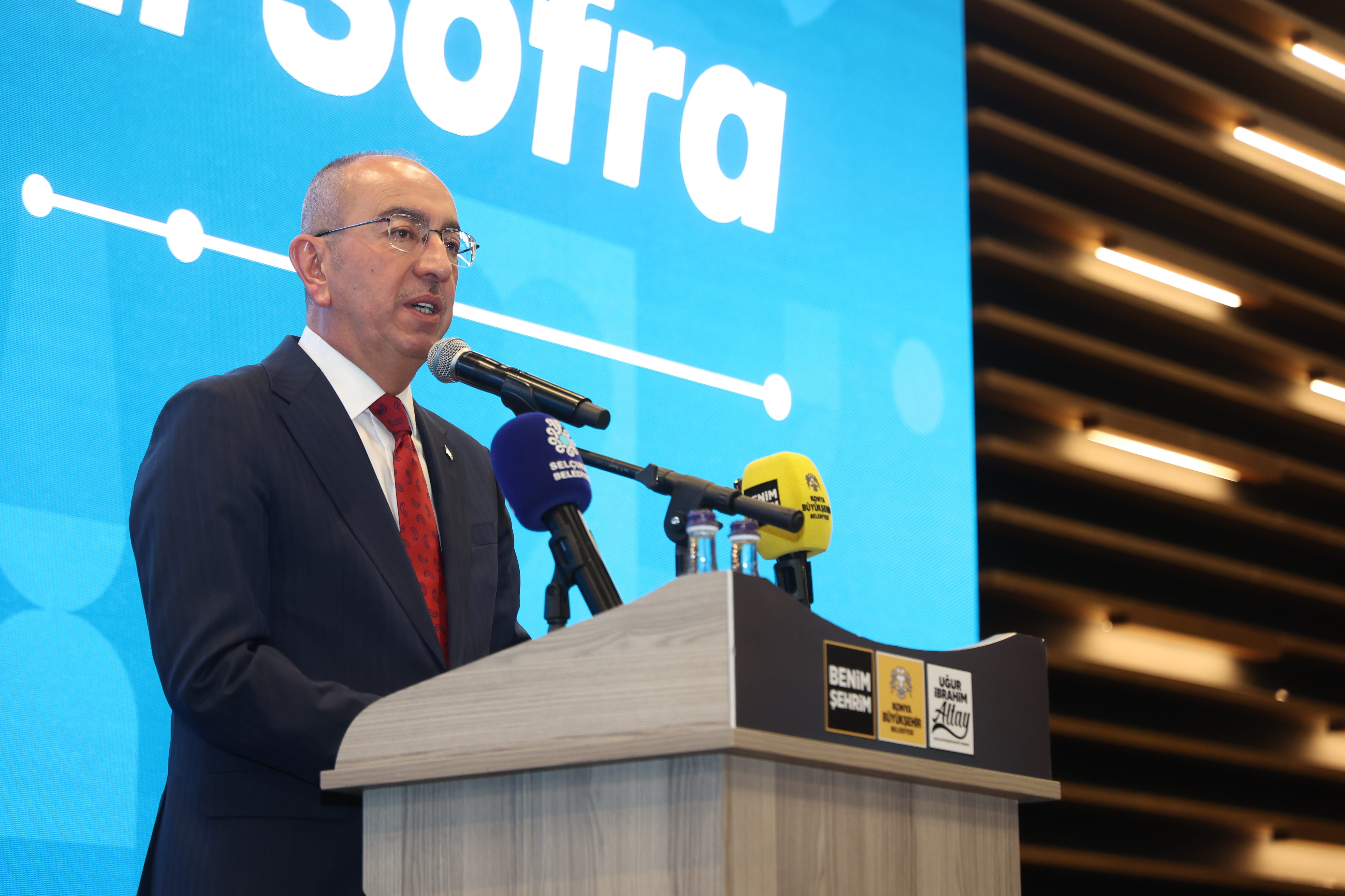 KONYA’DAKİ ÖZEL GEREKSİNİMLİ BİREYLER VE AİLELERİ İFTAR PROGRAMINDA BİR ARAYA GELDİ