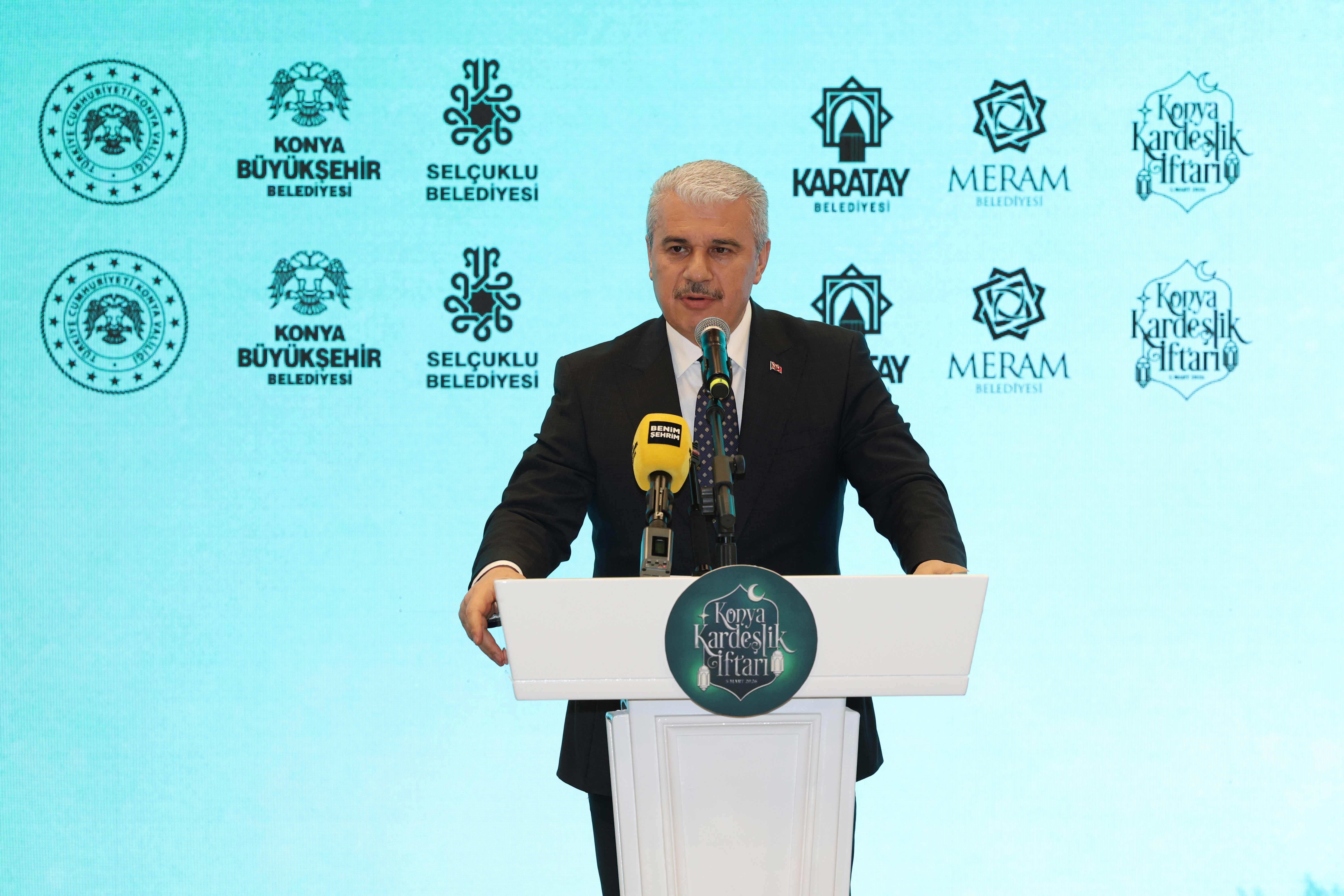 KONYA’DA DÜNYA YETİMLER GÜNÜ’NDE KARDEŞLİK İFTARI DÜZENLENDİ