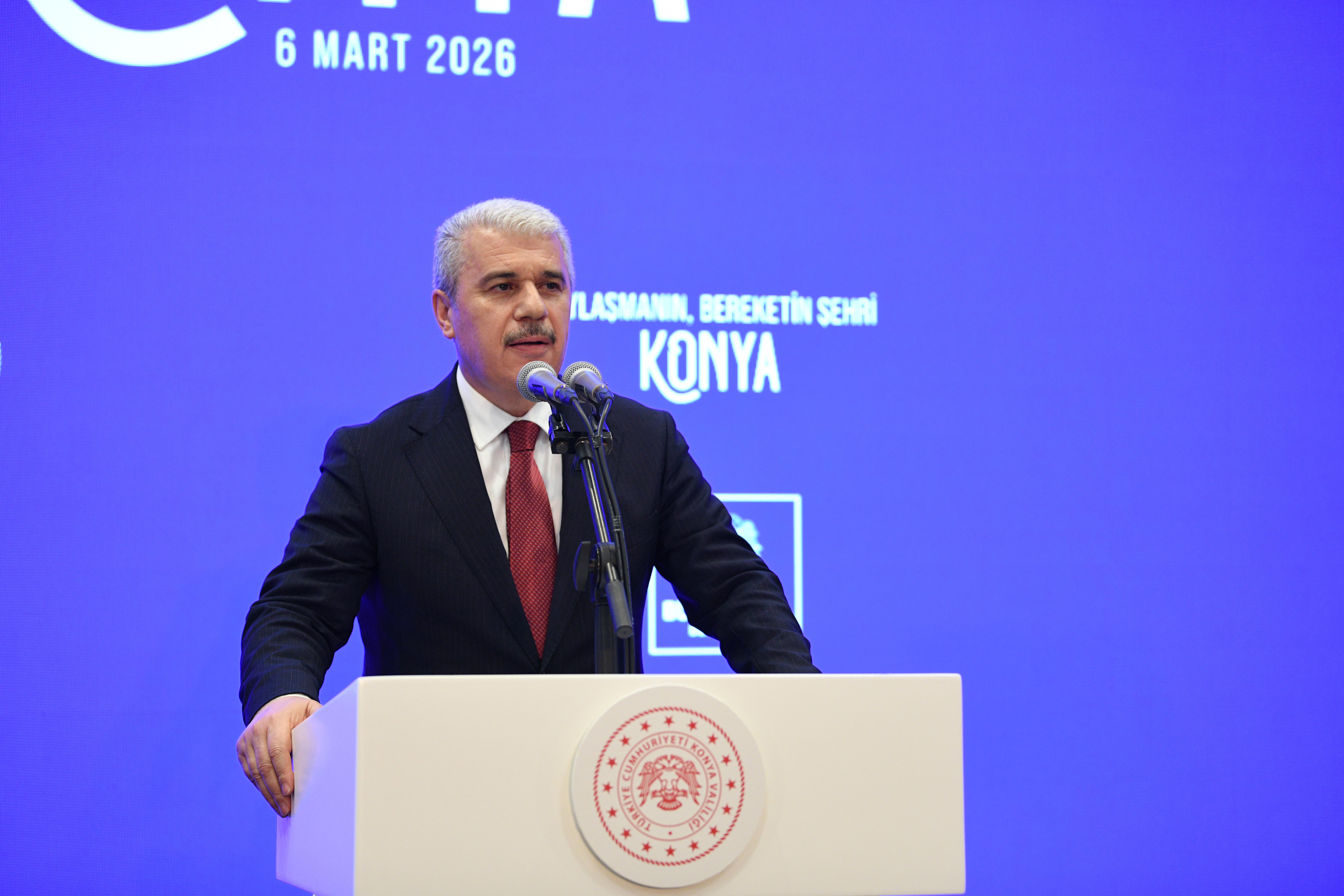 İÇİŞLERİ BAKANI ÇİFTÇİ KONYA’DA “GAZZE GÖNÜL SOFRASI İFTARI”NDA GAZZELİ AİLELERLE BULUŞTU