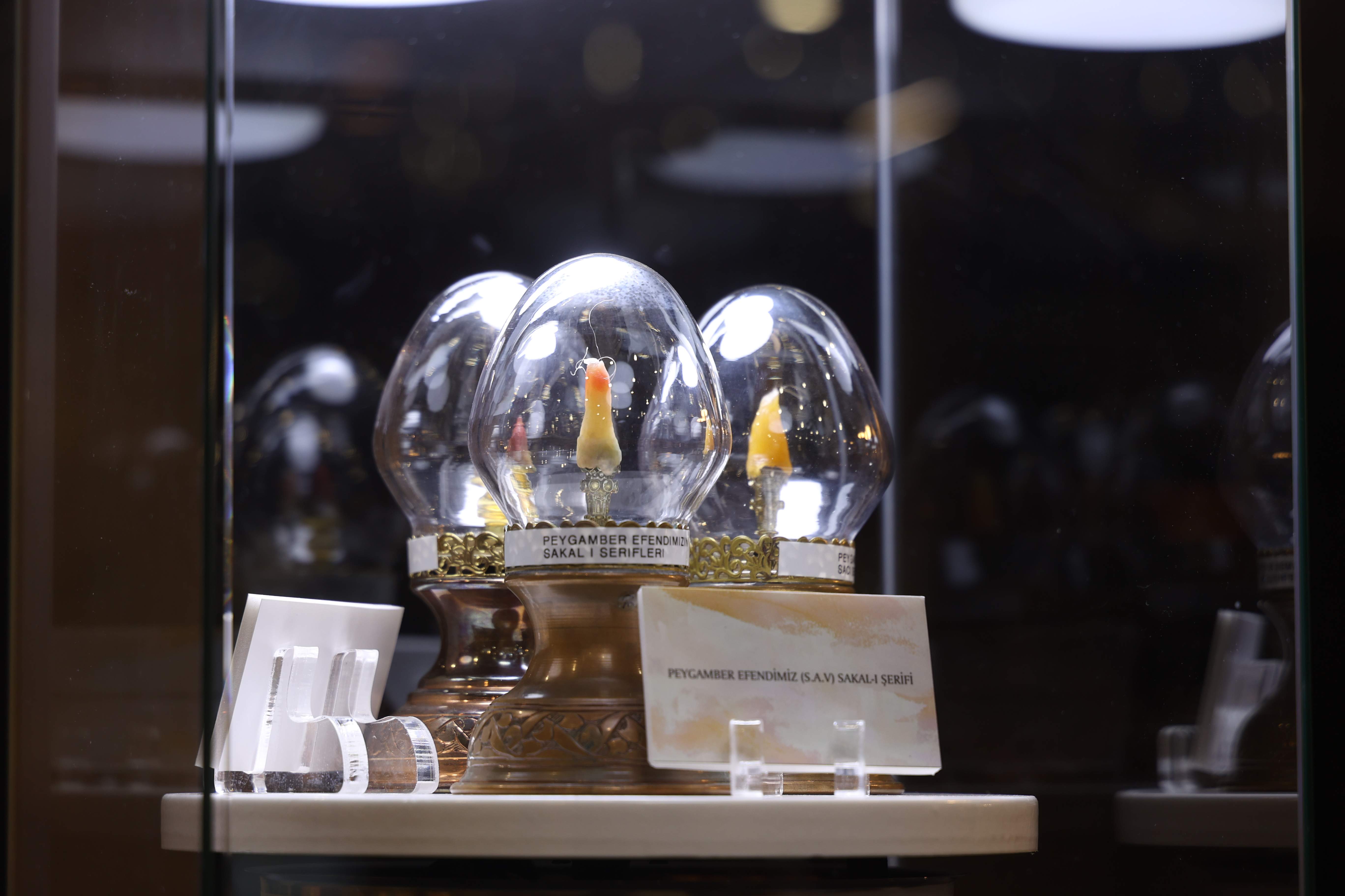 BAŞKAN ALTAY TÜM KONYALILARI MUKADDES EMANETLER SERGİSİ’Nİ GÖRMEYE DAVET ETTİ