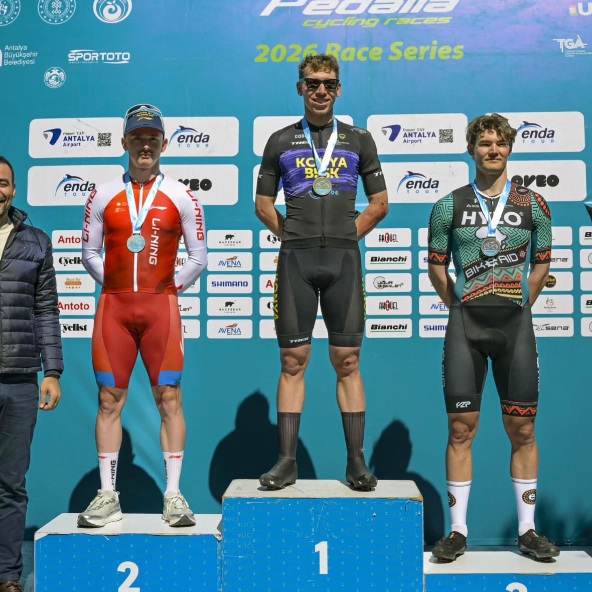 BÜYÜKŞEHİR BELEDİYESPOR BİSİKLET TAKIMI SPORCUSU MUSTAFA TARAKÇI’DAN ÇİFTE ŞAMPİYONLUK