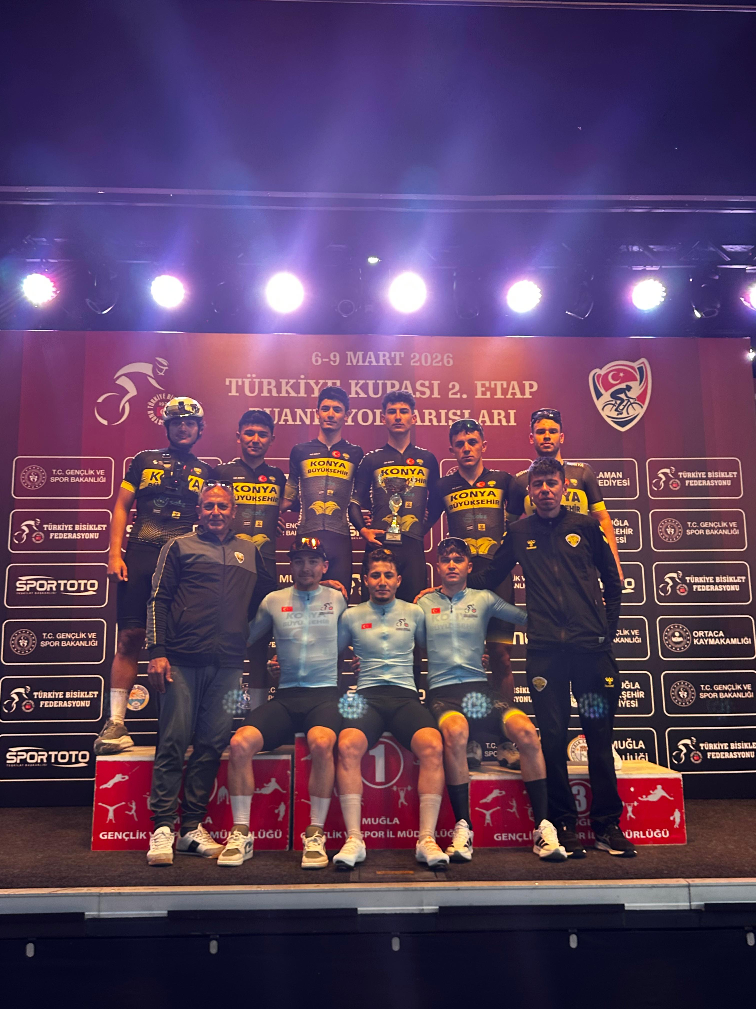 KONYA BÜYÜKŞEHİR BELEDİYESPOR FARKLI BRANŞLARDA ELDE ETTİĞİ BAŞARILARLA ADINDAN SÖZ ETTİRİYOR